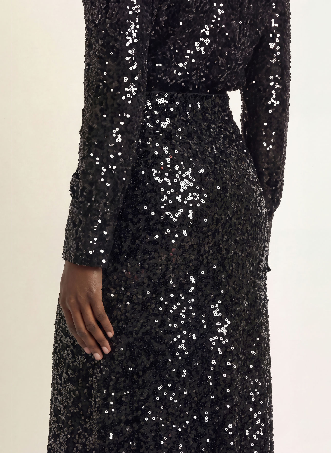 UNDRESS CODE Sequin skirt: BLACK
