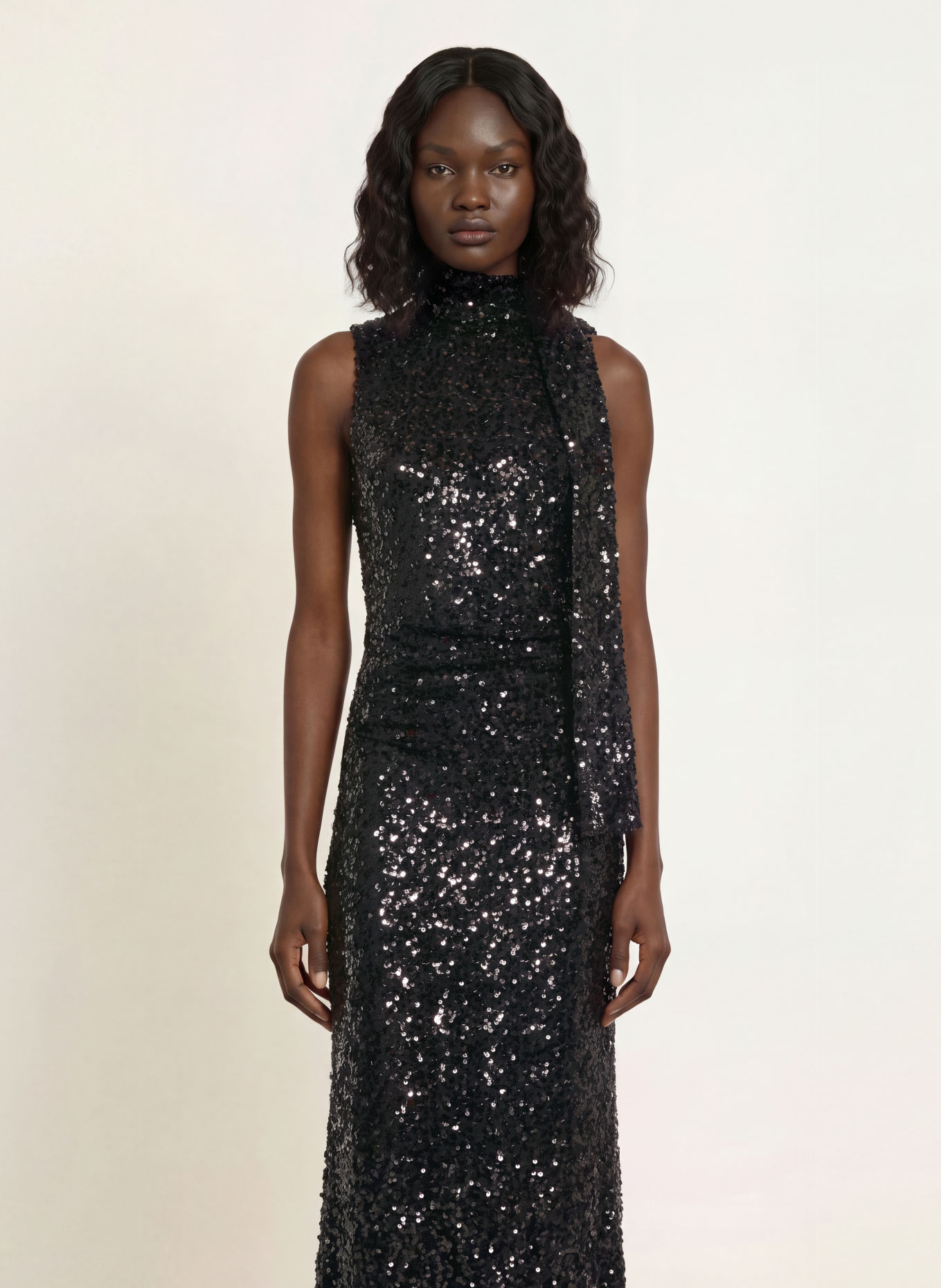 UNDRESS CODE Schluppenkleid ONYX mit Pailletten: SCHWARZ
