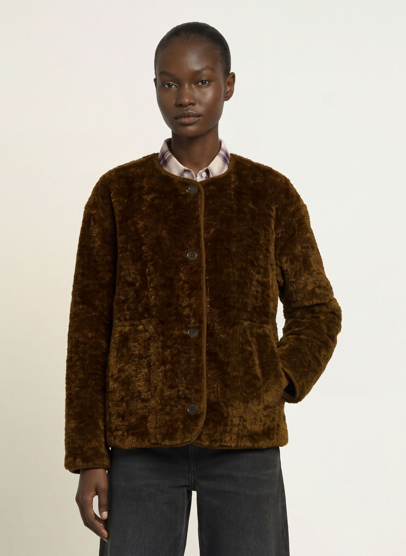 BOSS Kunstbontjas CODY: MARRON FONCÉ