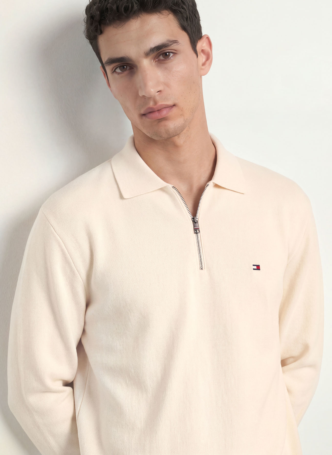 TOMMY HILFIGER Sweater: CREAM