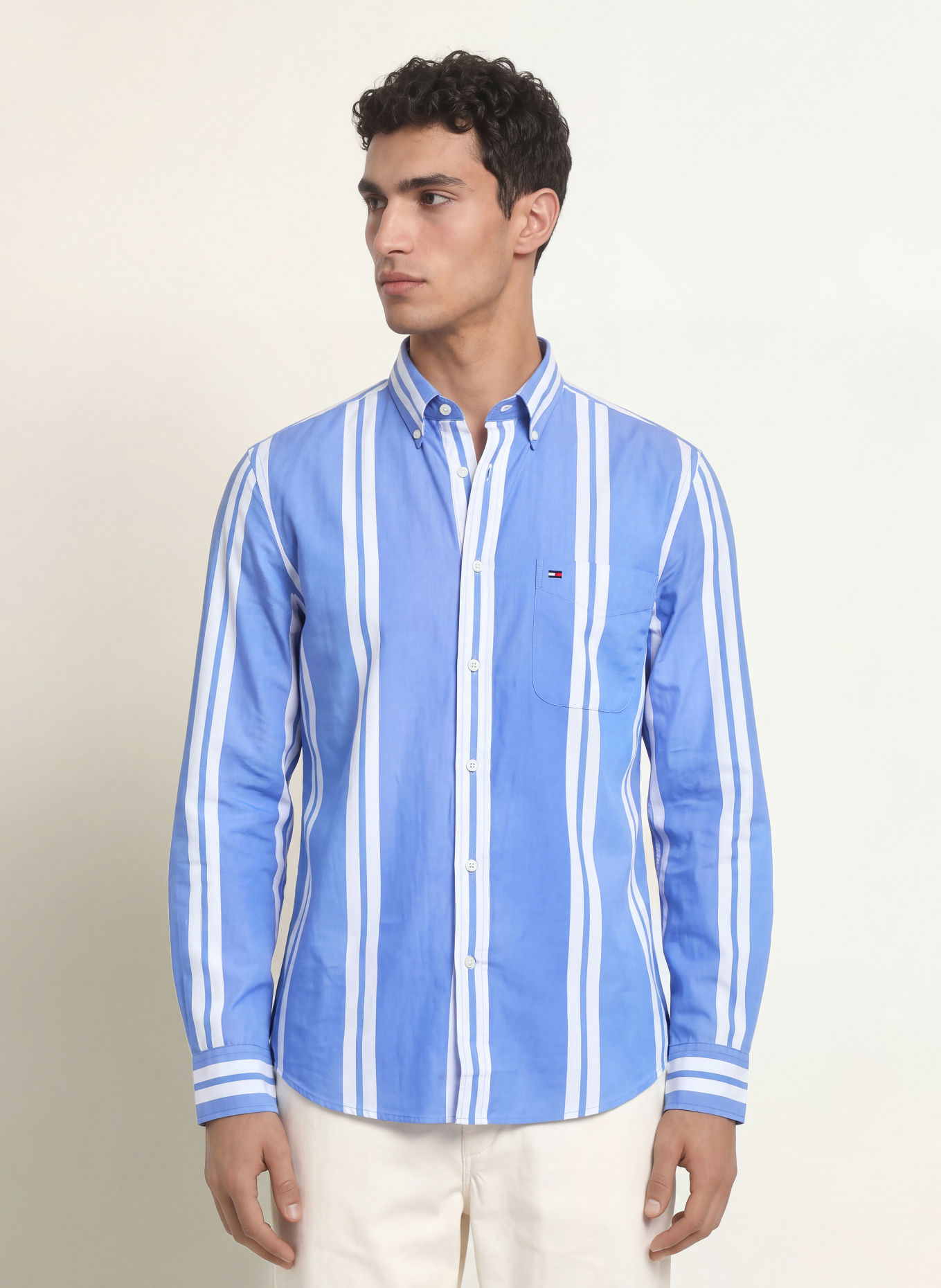 TOMMY HILFIGER Regular-Fit Shirt: BLUE / WHITE