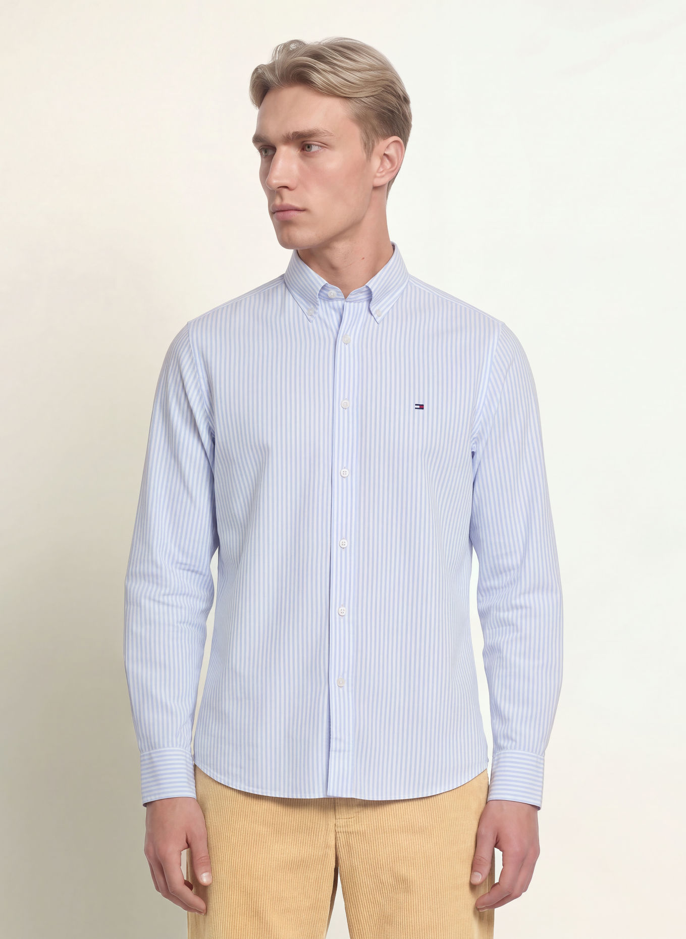 TOMMY HILFIGER Regular-Fit Shirt: LIGHT BLUE / WHITE