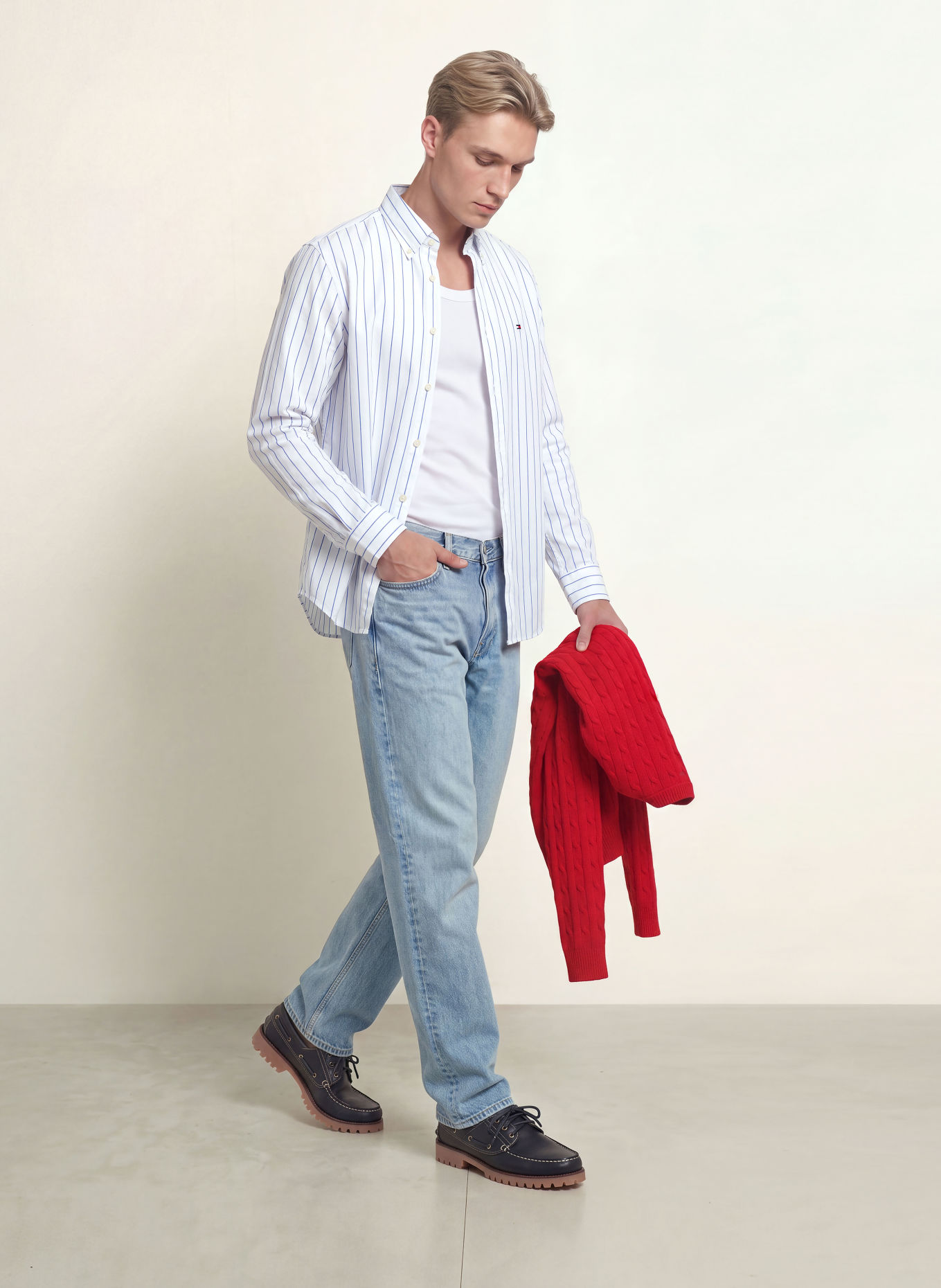 TOMMY HILFIGER Koszula o kroju Regular Fit: BIAŁY / NIEBIESKI