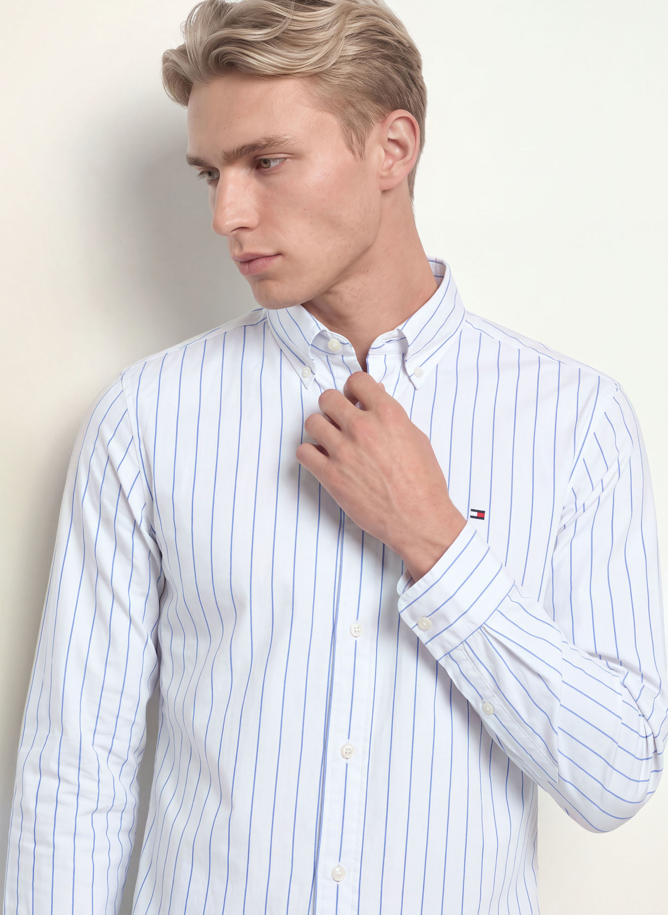 TOMMY HILFIGER Koszula o kroju Regular Fit: BIAŁY / NIEBIESKI