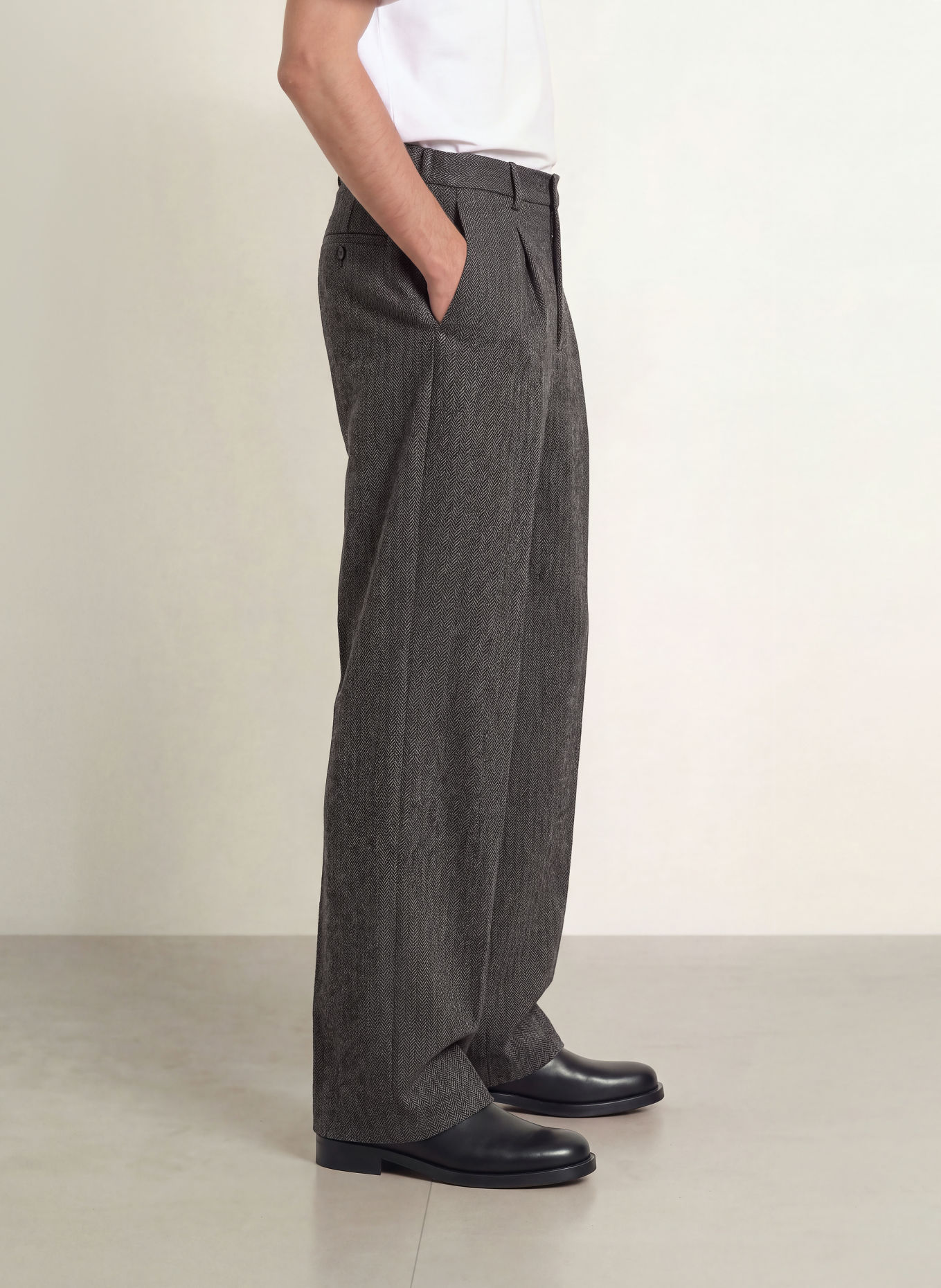 NN.07 Spodnie garniturowe KAY o luźnym kroju: 941 Dark Grey Mel