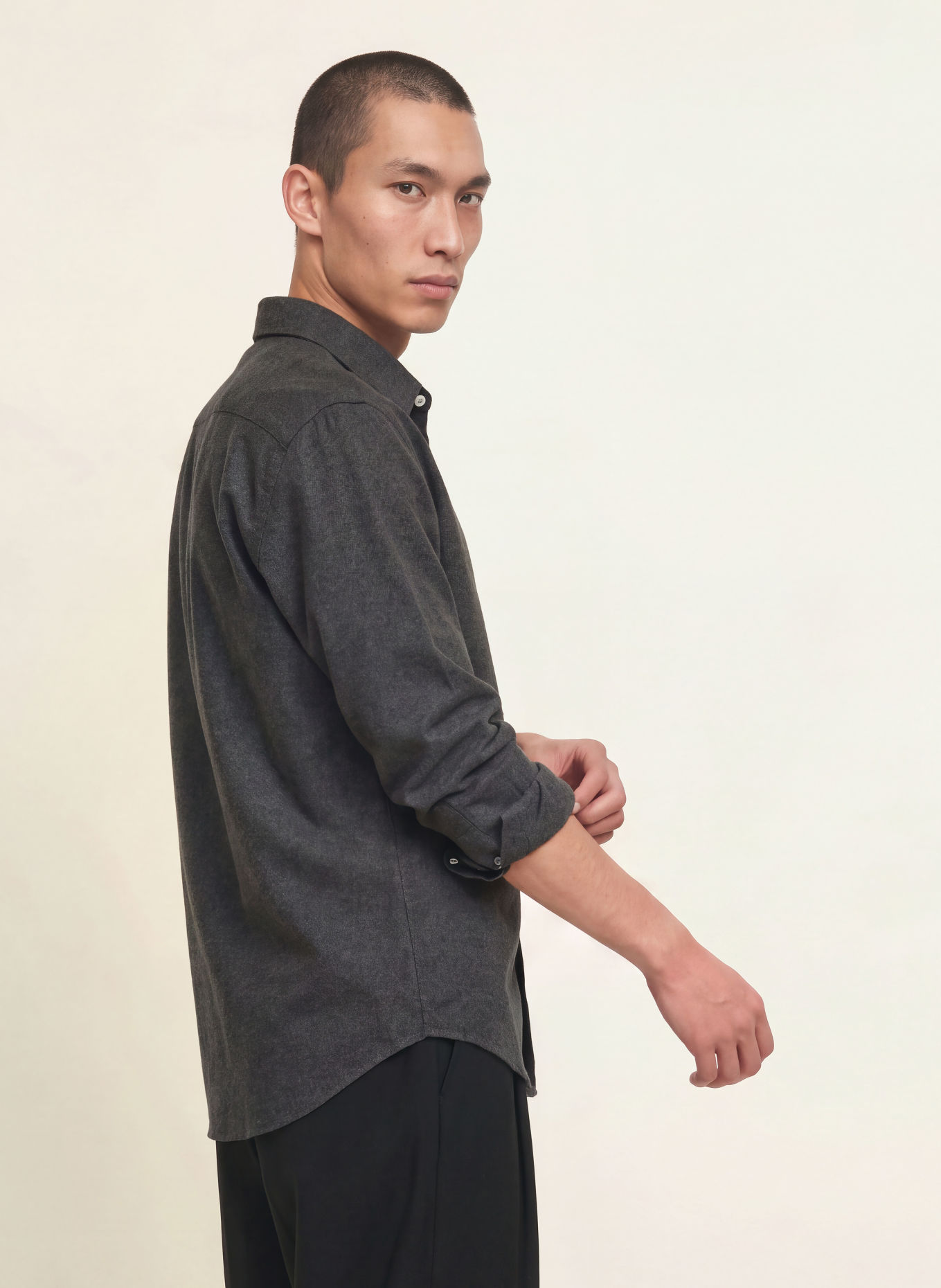 NN.07 Chemise en flanelle DINO Comfort Fit: GRIS FONCÉ