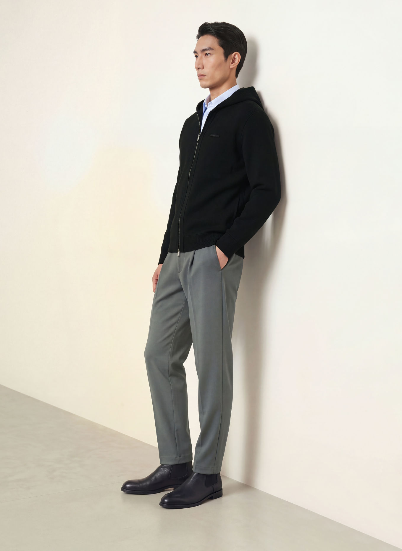 Calvin Klein Cardigan: BLACK