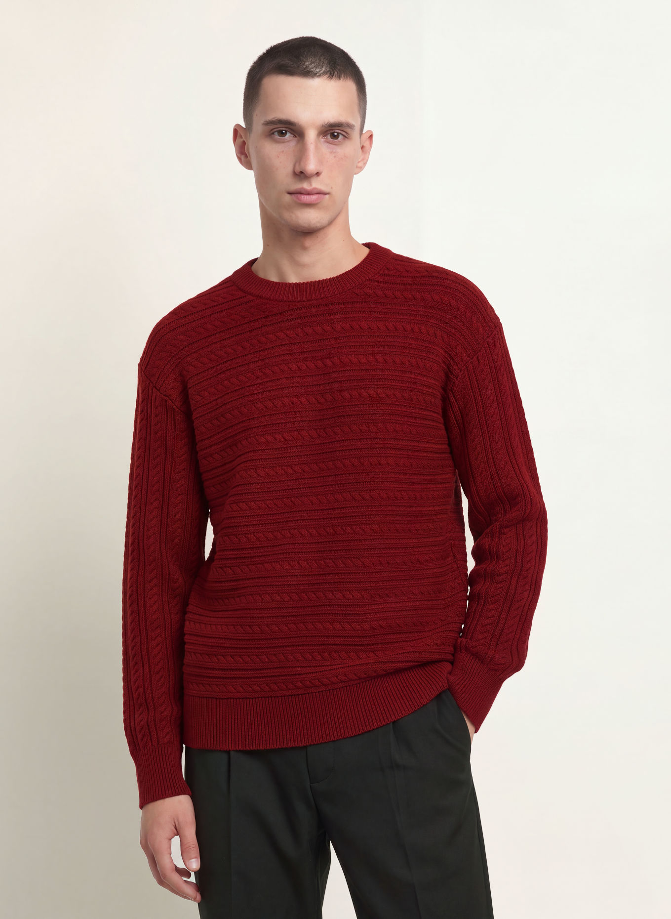Calvin Klein Sweater: DARK RED