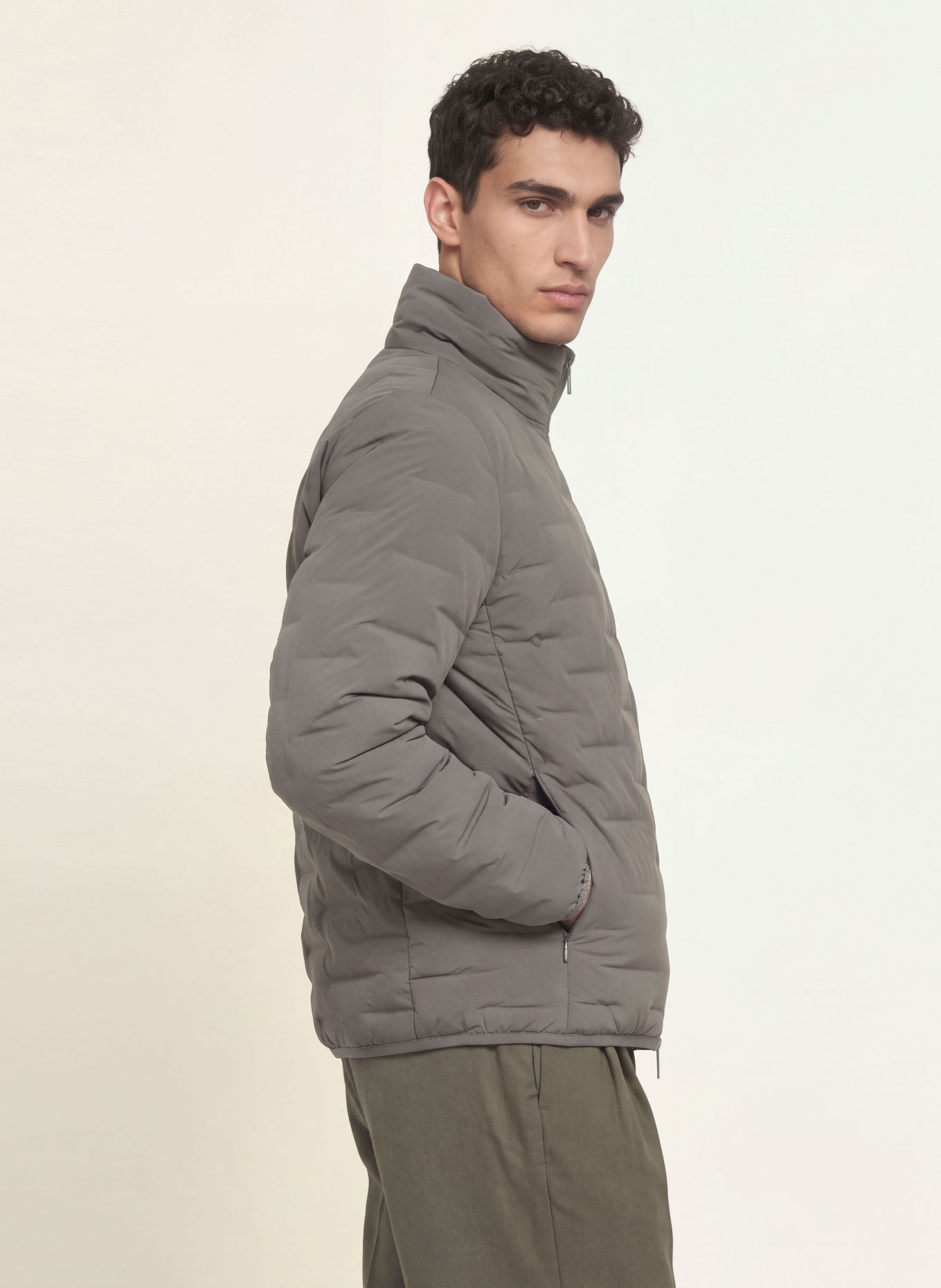 Calvin Klein Lightweight-Daunenjacke: GRAU