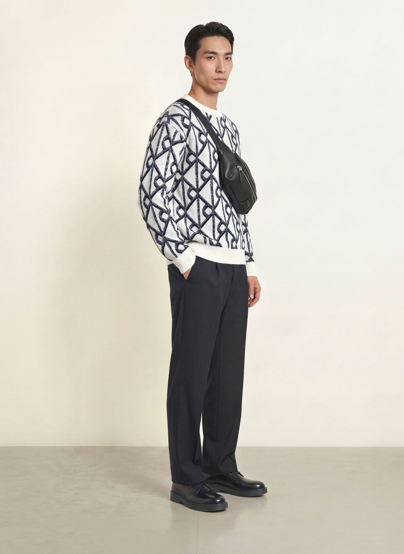 Calvin Klein Sweater: ECRU / BLACK