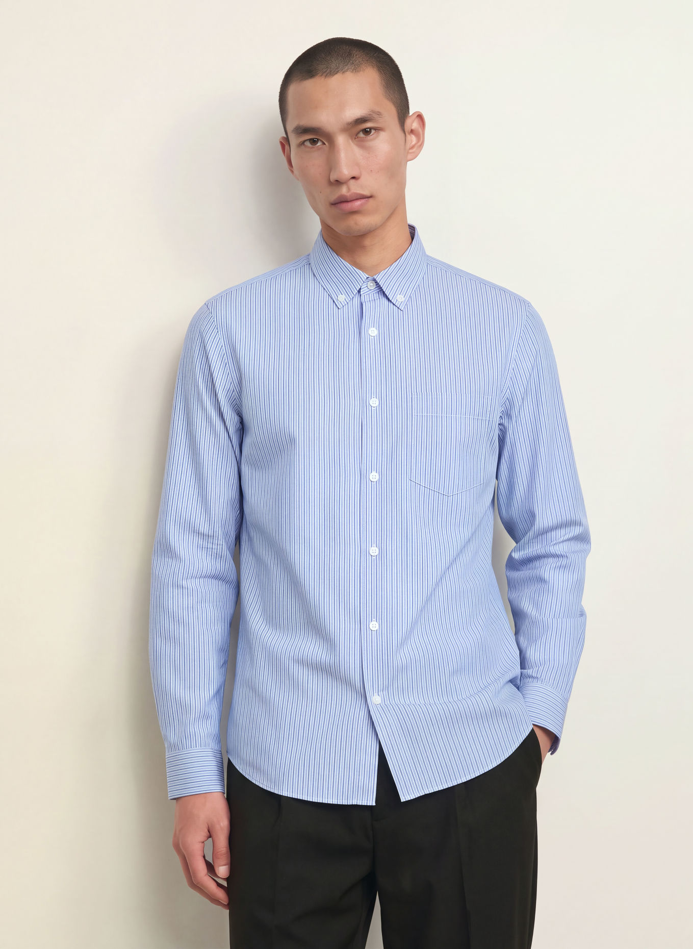 Calvin Klein Slim-Fit Shirt: LIGHT BLUE / DARK BLUE / WHITE