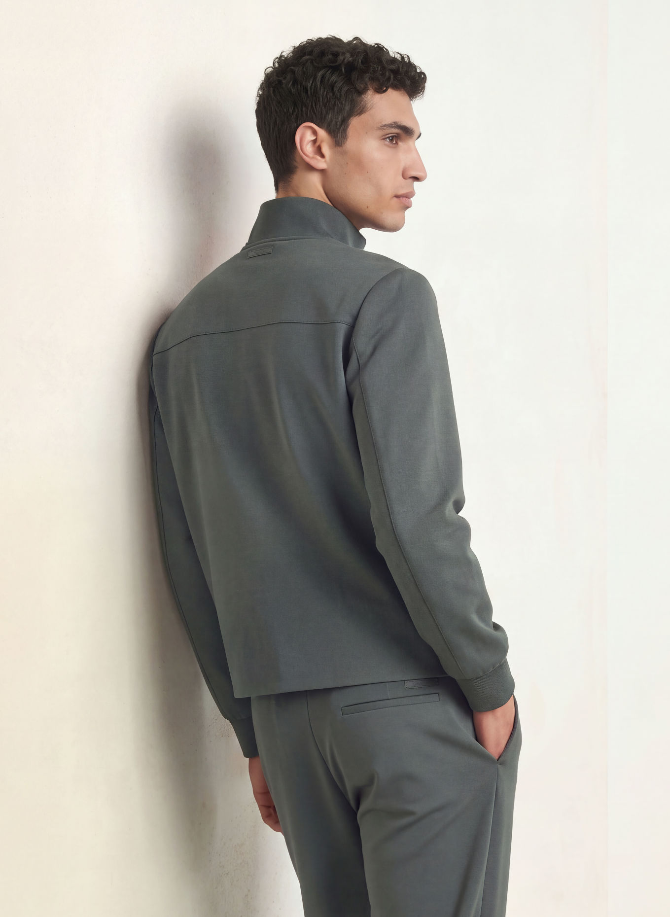 Calvin Klein Bomber jacket: DARK GRAY