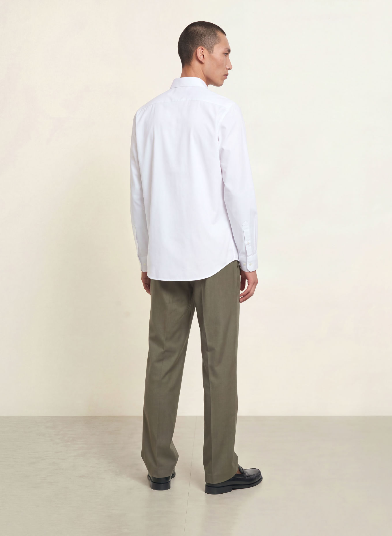 Calvin Klein Classic Fit Shirt: WHITE