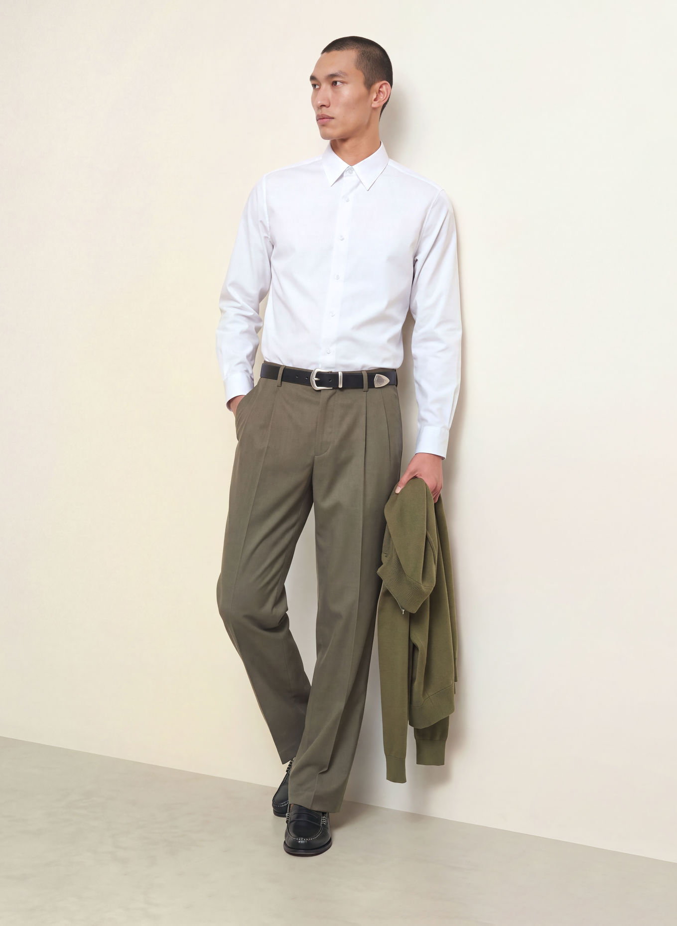 Calvin Klein Classic Fit Shirt: WHITE