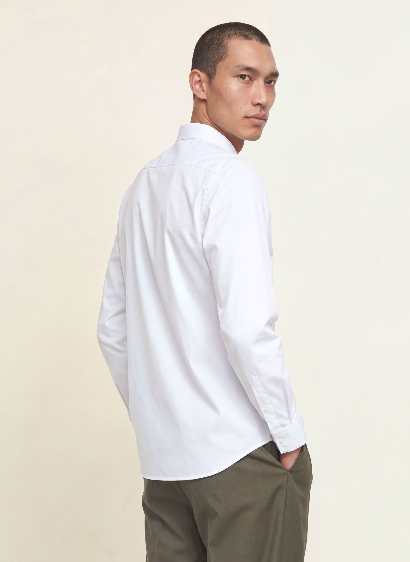 Calvin Klein Classic Fit Shirt: WHITE