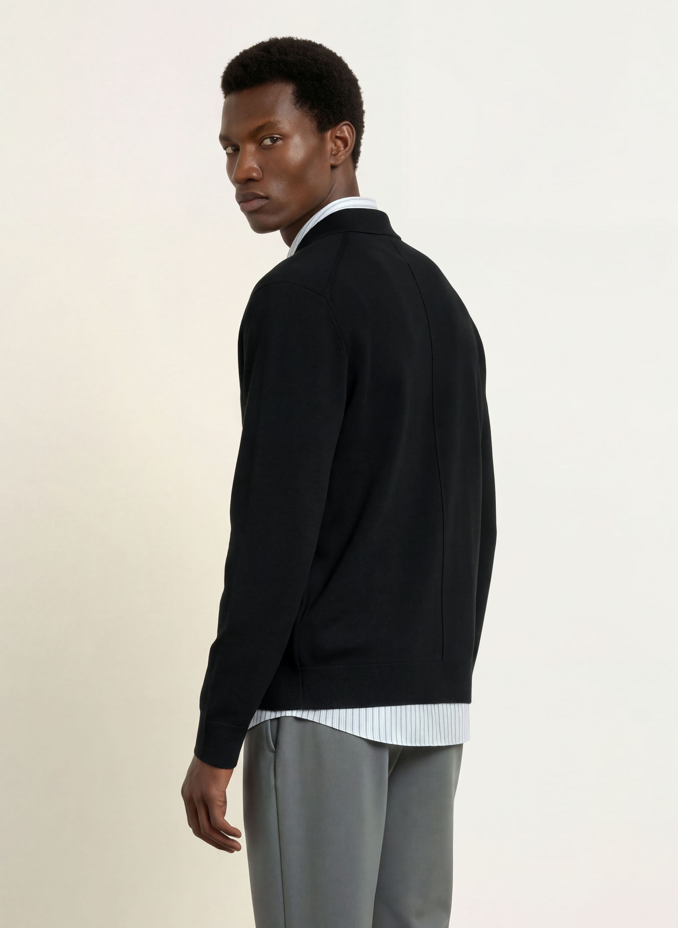 Calvin Klein Cardigan: BLACK