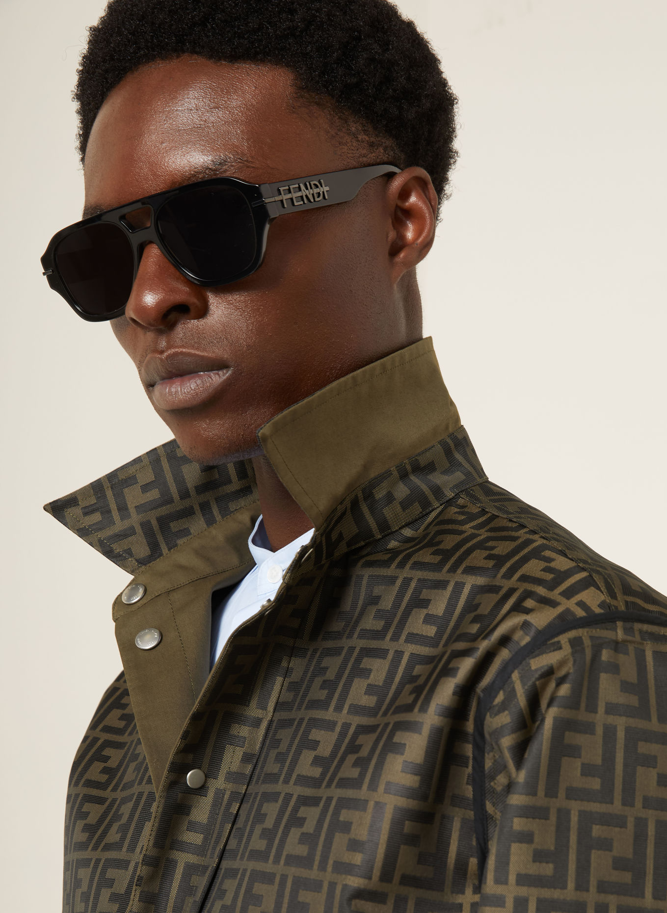FENDI Blouson: KAKI
