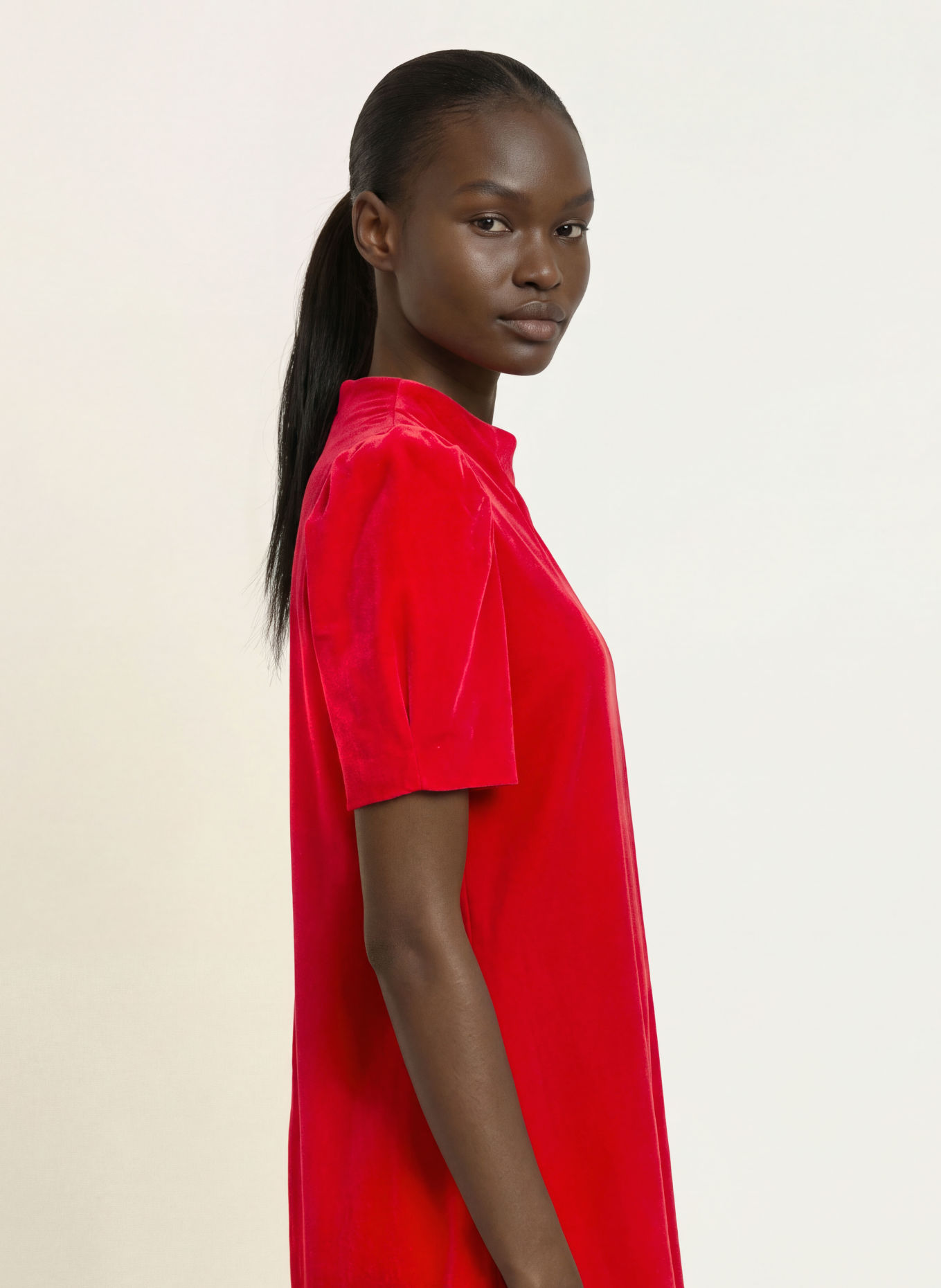 RIANI Cocktailkleid aus Samt: ROT