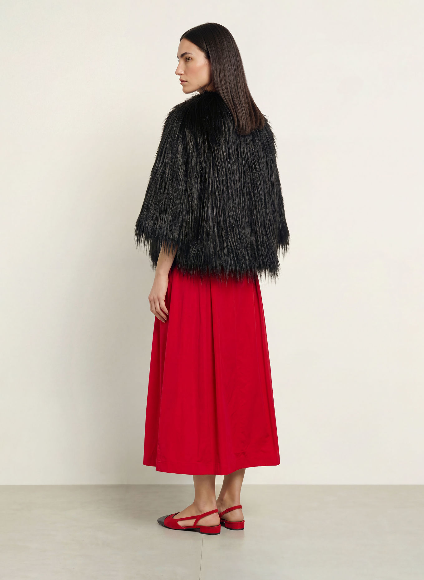 RIANI Plooirok: ROOD