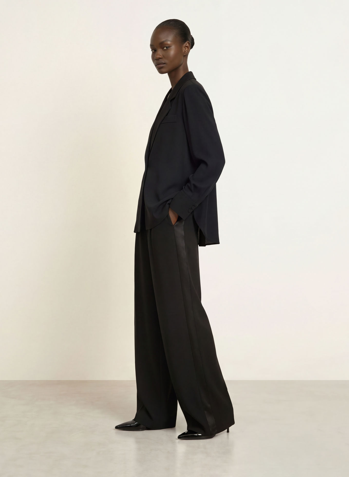 RIANI Blouse in a mix of materials: NOIR