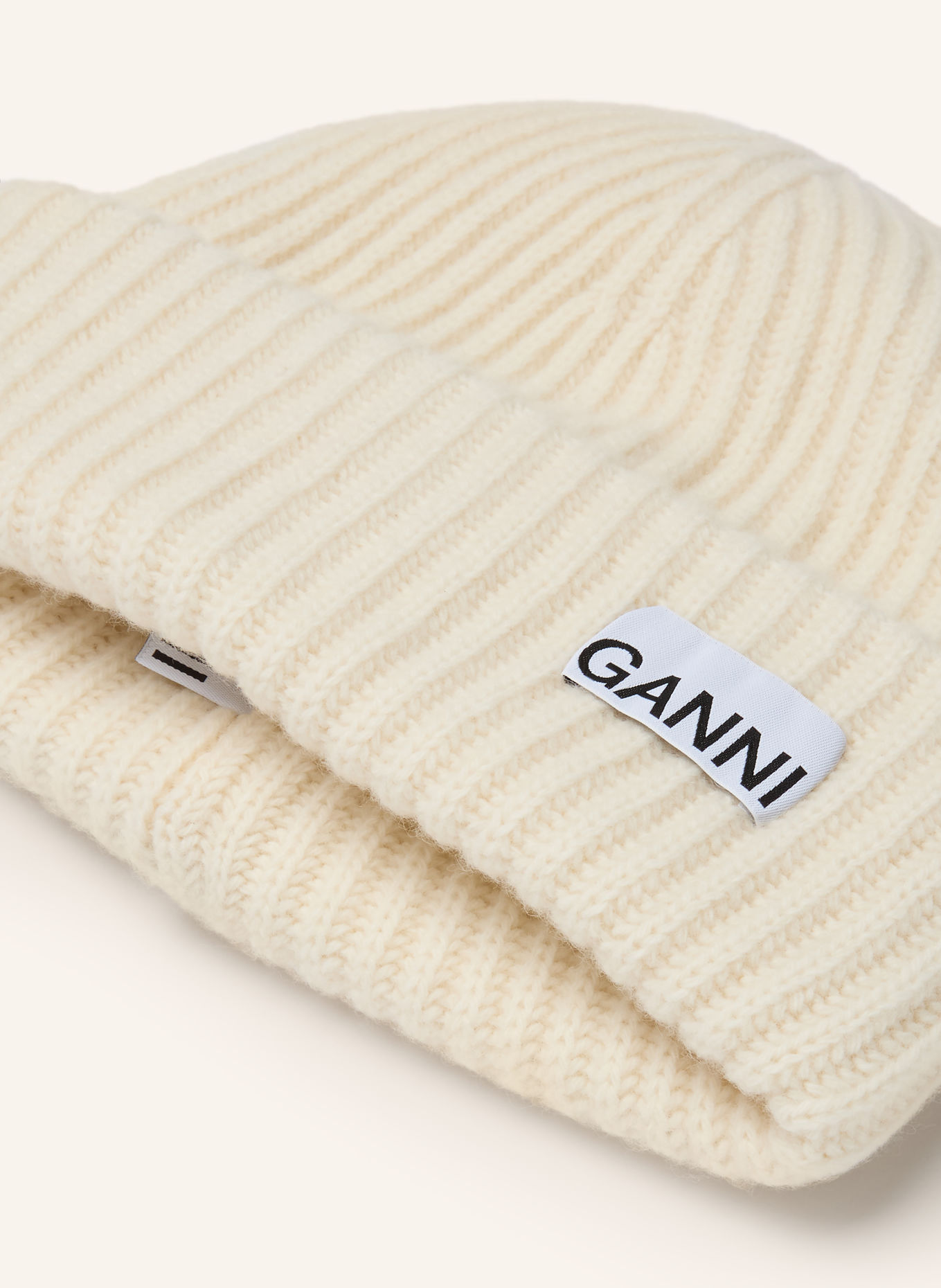 GANNI Muts: CRÈME