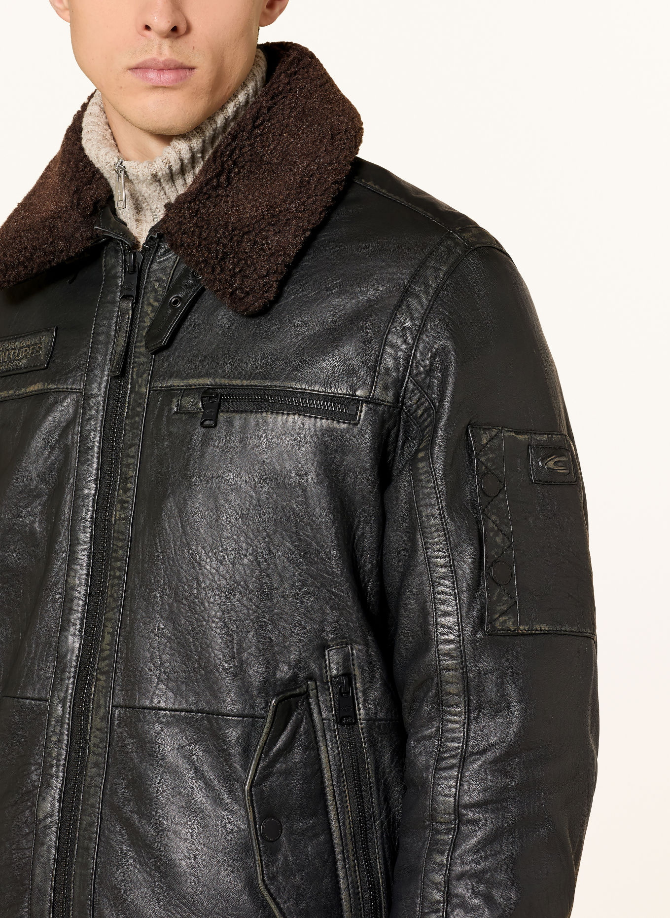 camel active Leather jacket with a detachable faux fur collar: BLACK / DARK BROWN