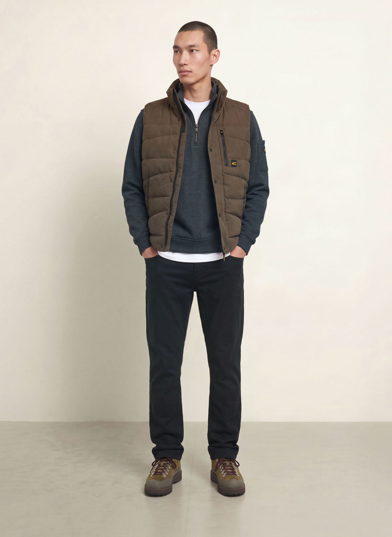 camel active Quilted corduroy vest: BROWN