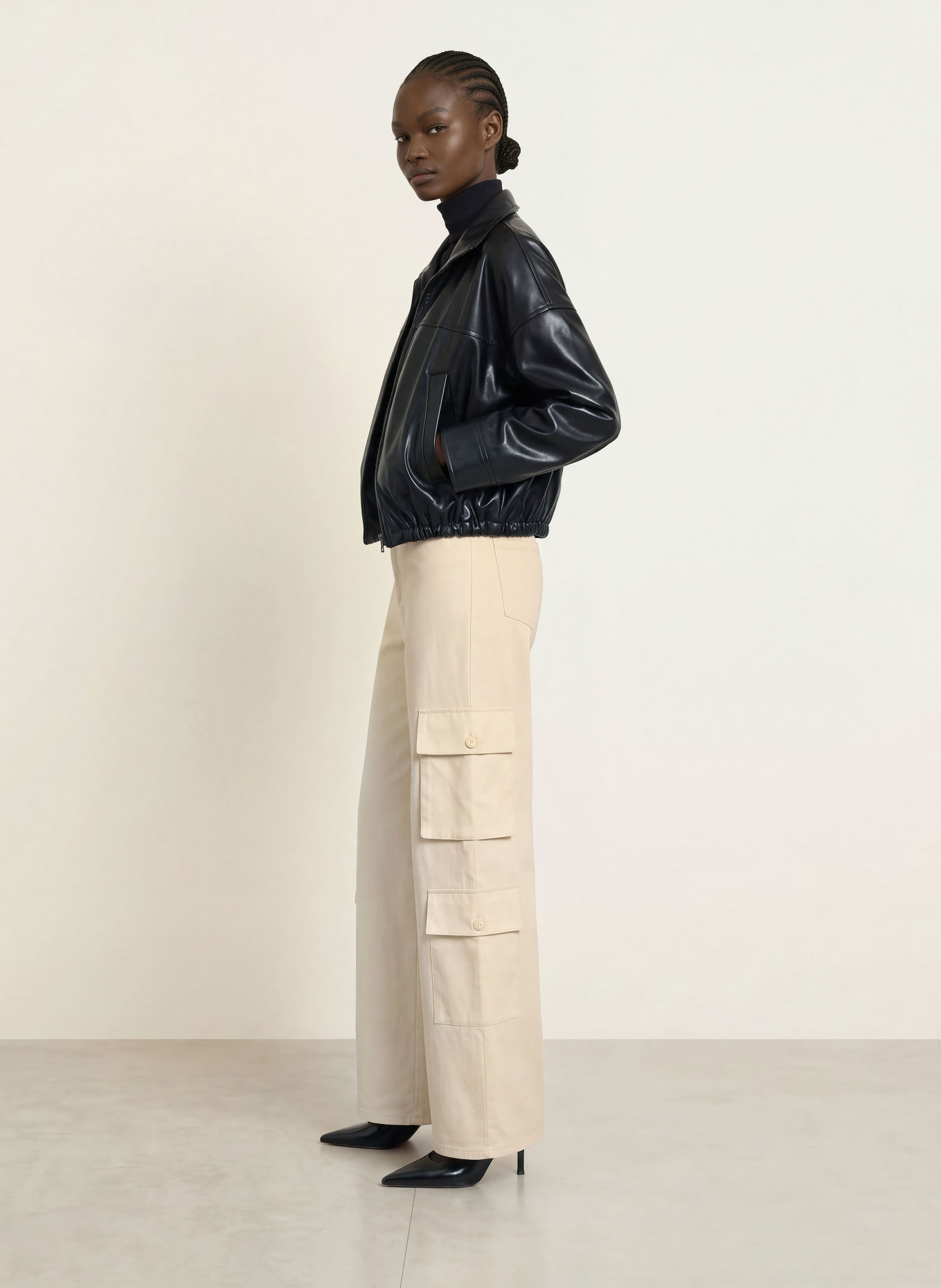 RHÚNE TOVE Cargo Trousers: BEIGE