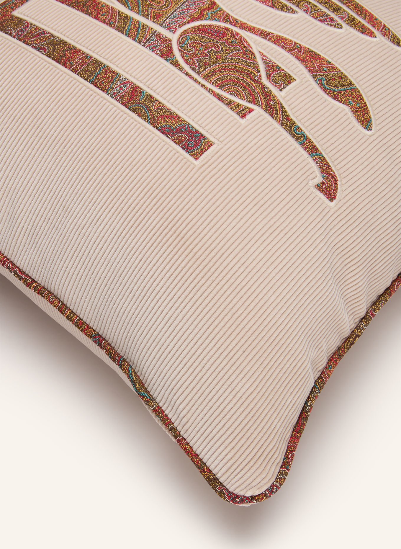 ETRO Home Coussin décoratif: CRÈME / ROUGE / JAUNE FONCÉ
