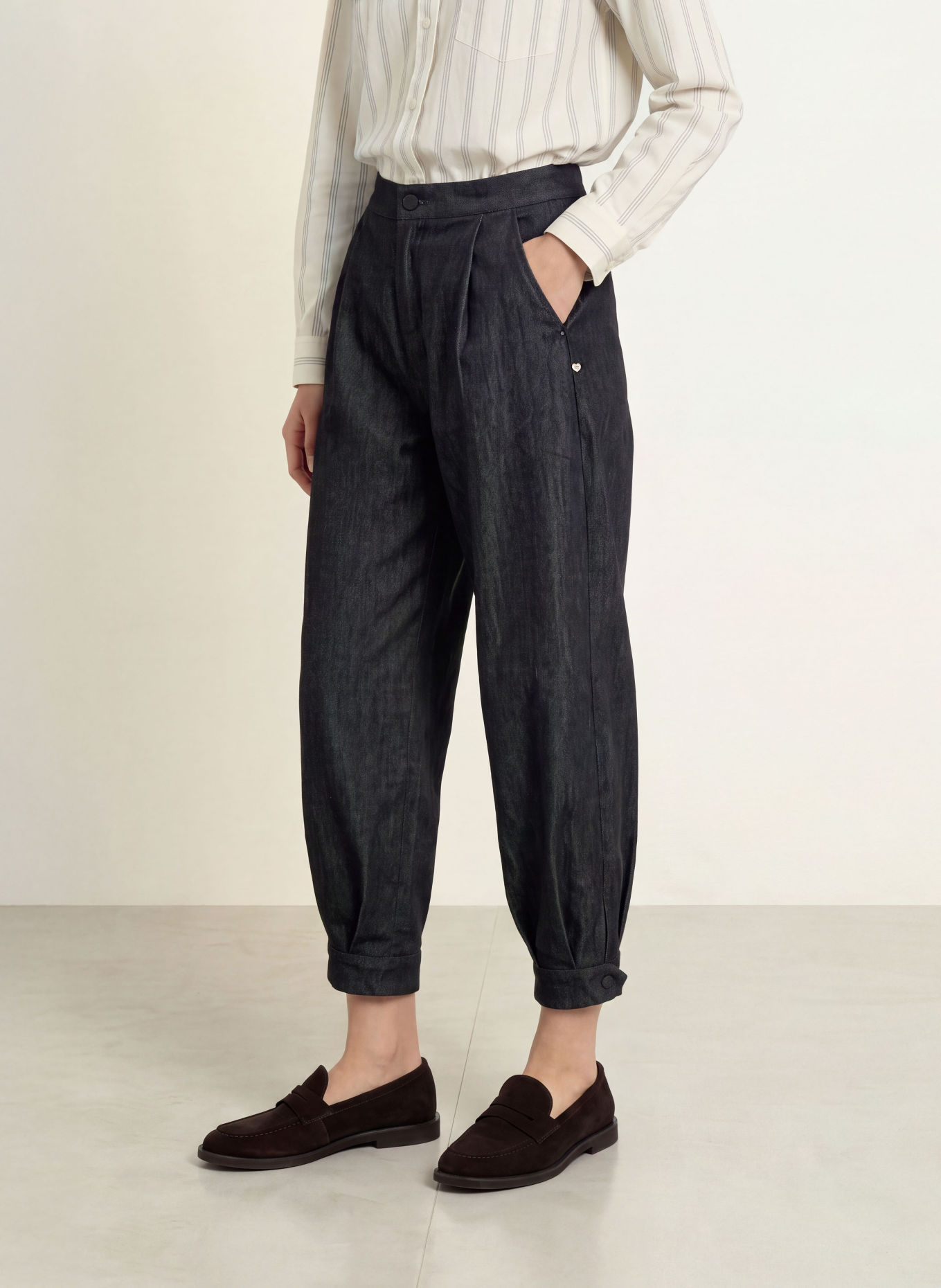 Buena Vista Jean barrel FLOW: 8045 blue black