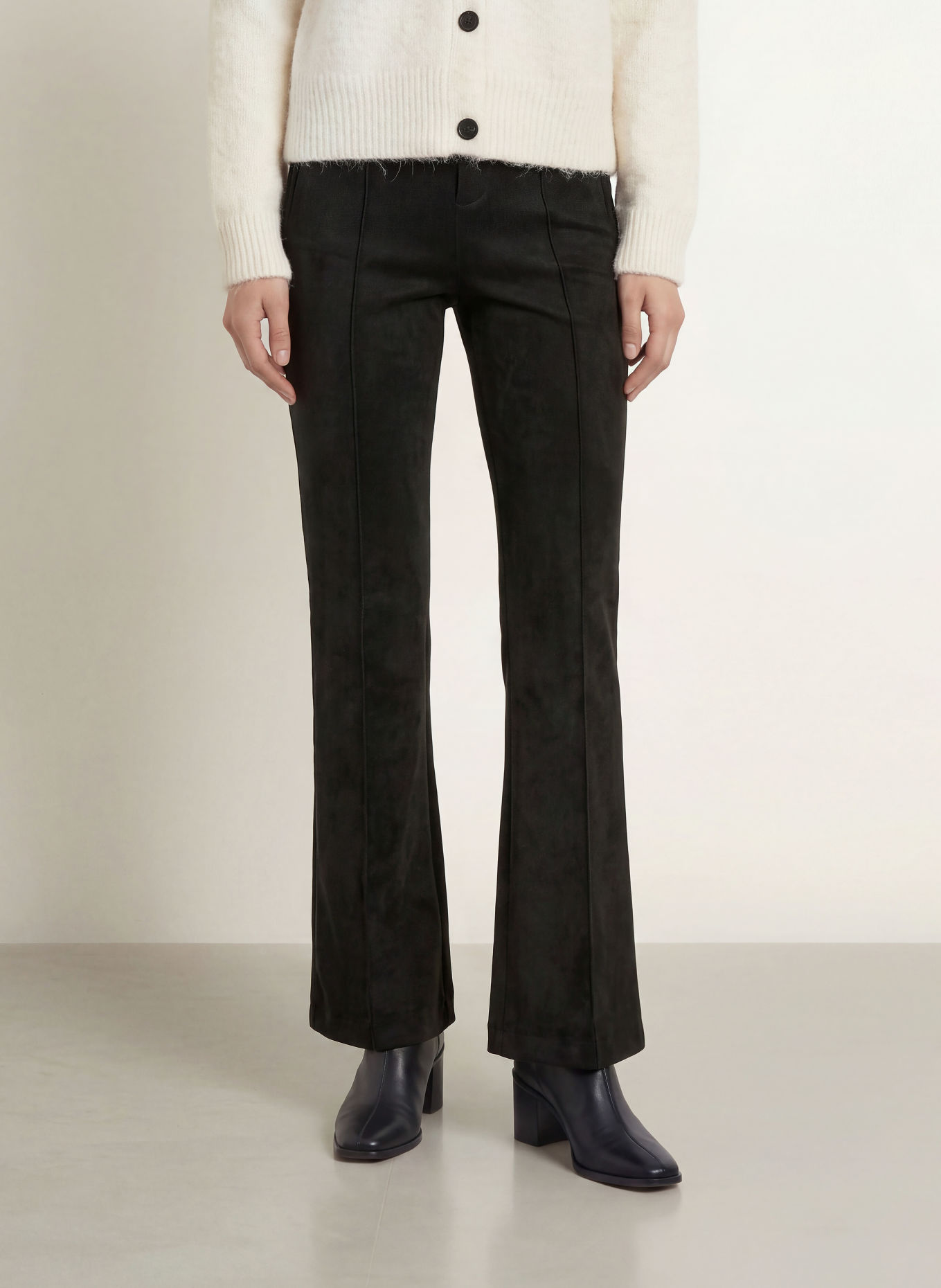 Buena Vista Broek ANTIGUA in leerlook: ZWART