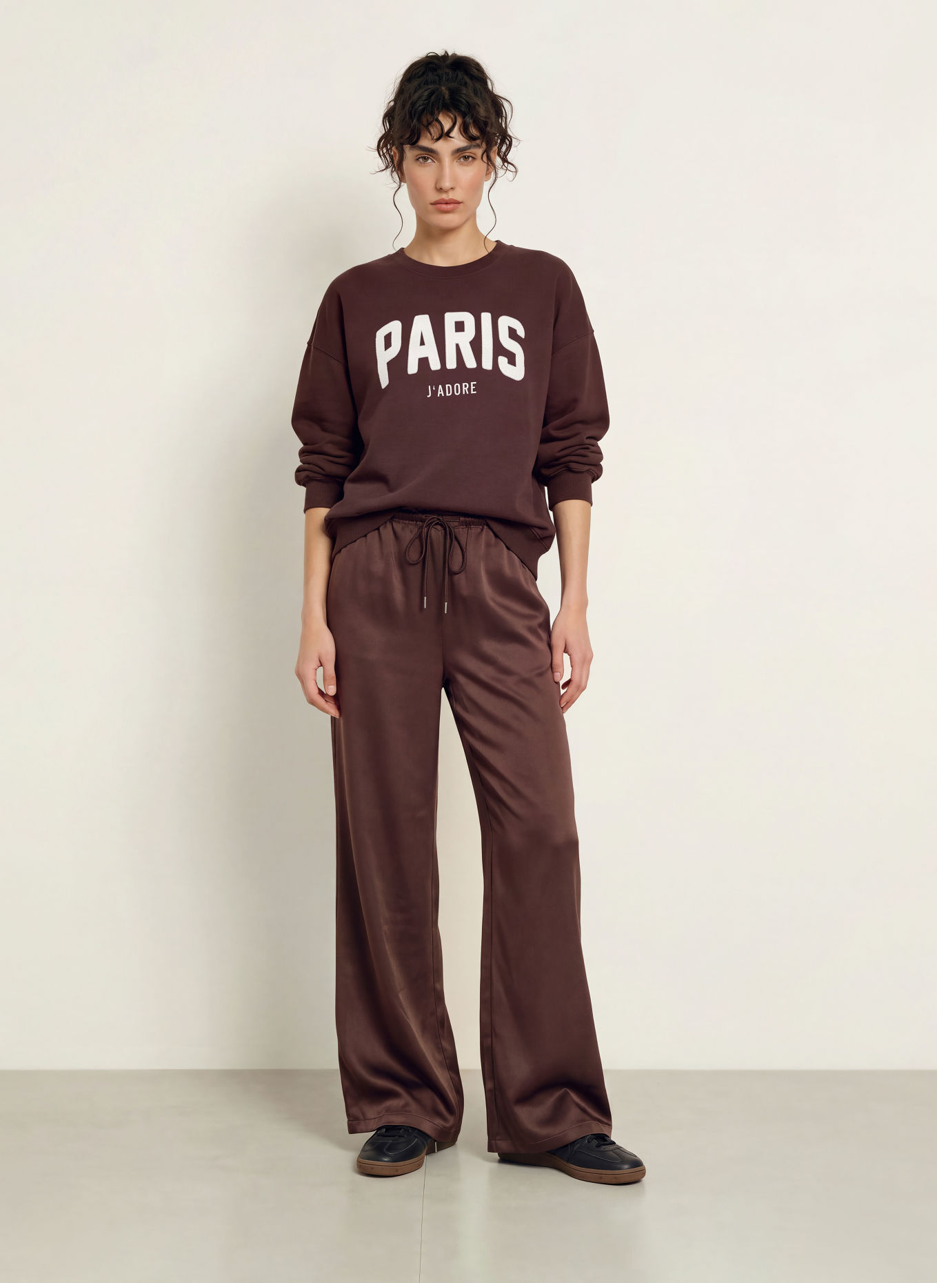 Juvia VICKY Sweatshirt: DARK RED / ECRU