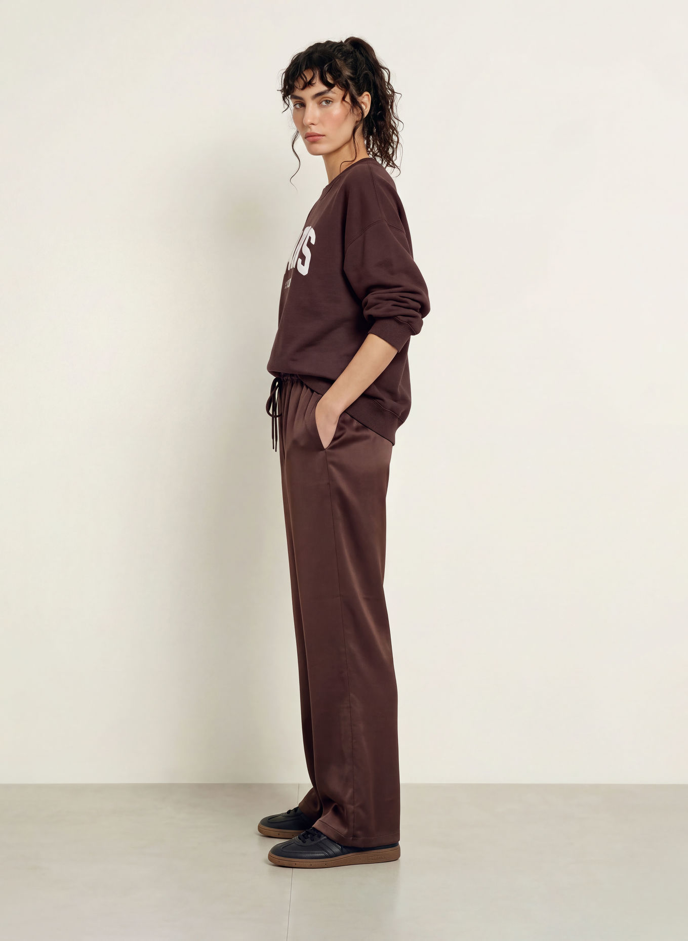 Juvia VICKY Sweatshirt: DARK RED / ECRU