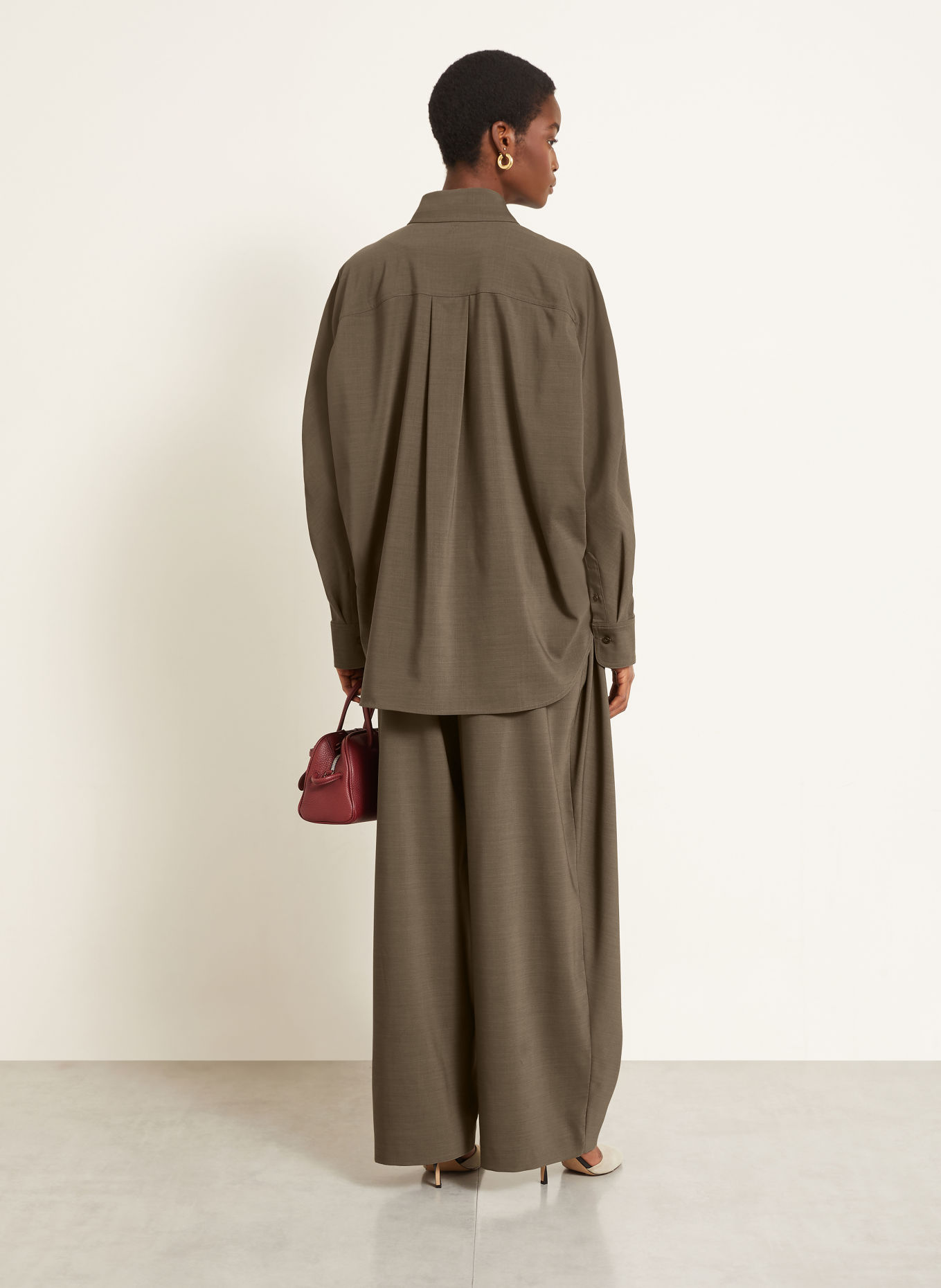 JACQUEMUS Marlenebyxor LE PANTALON CUBISTO: KHAKI