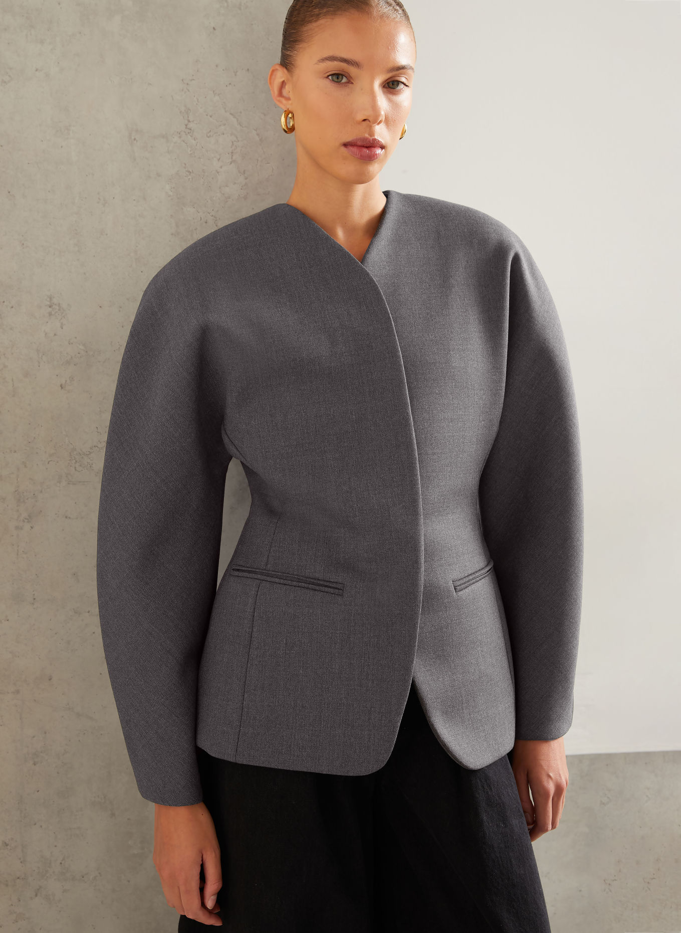 JACQUEMUS LA VESTE OVALO Blazer: DARK GRAY
