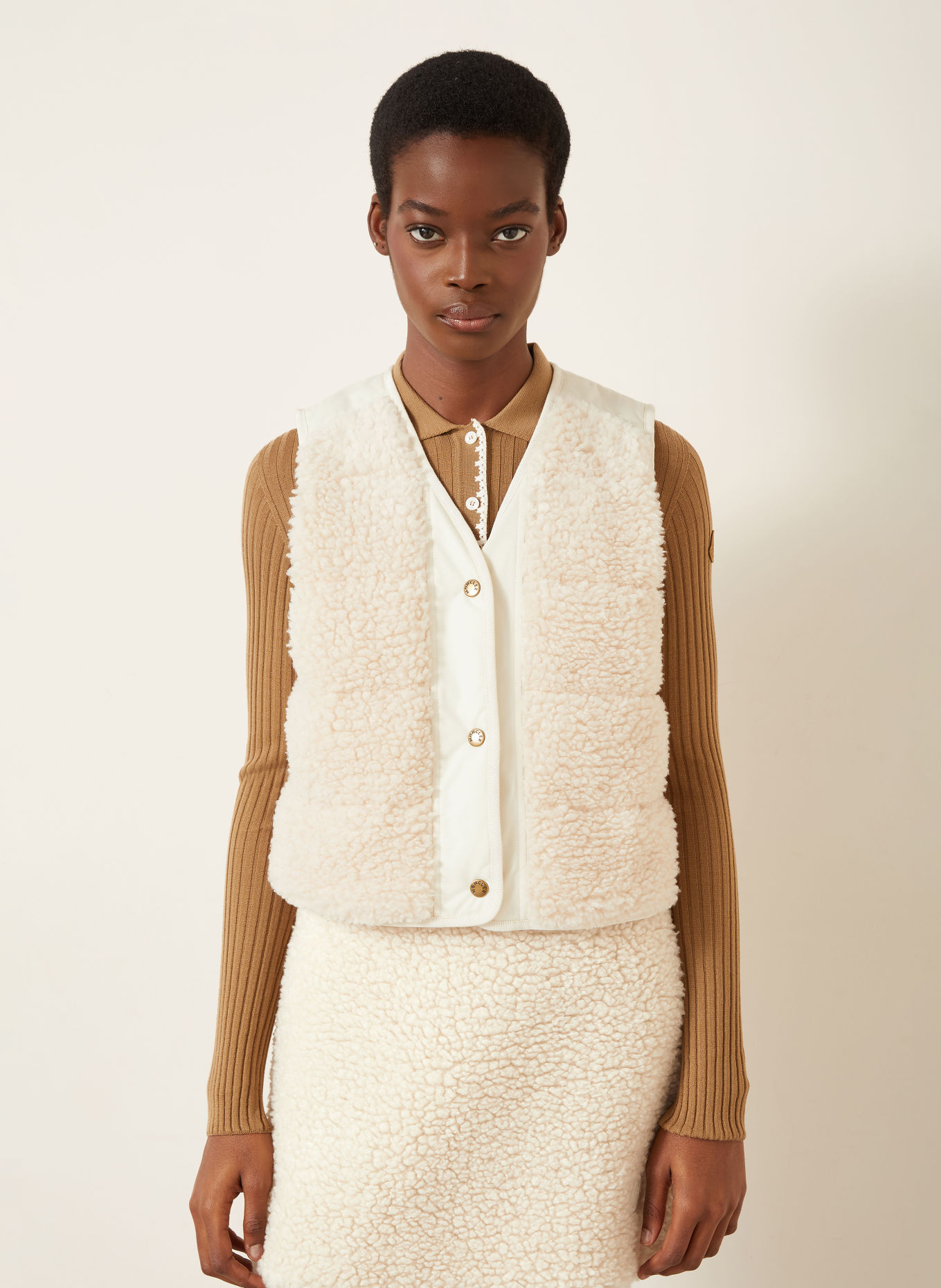 MONCLER Bodywarmer van teddybont: ECRU
