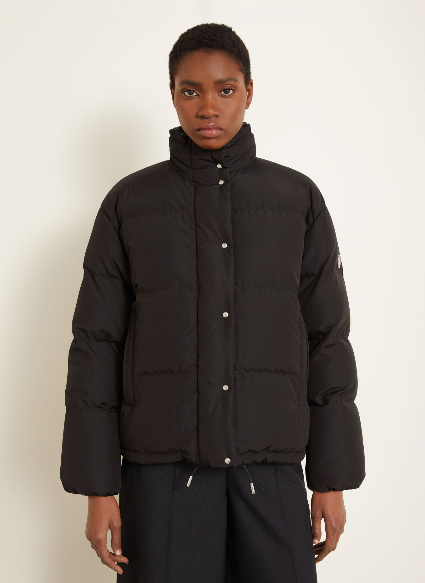MONCLER VERONE Down Jacket: BLACK