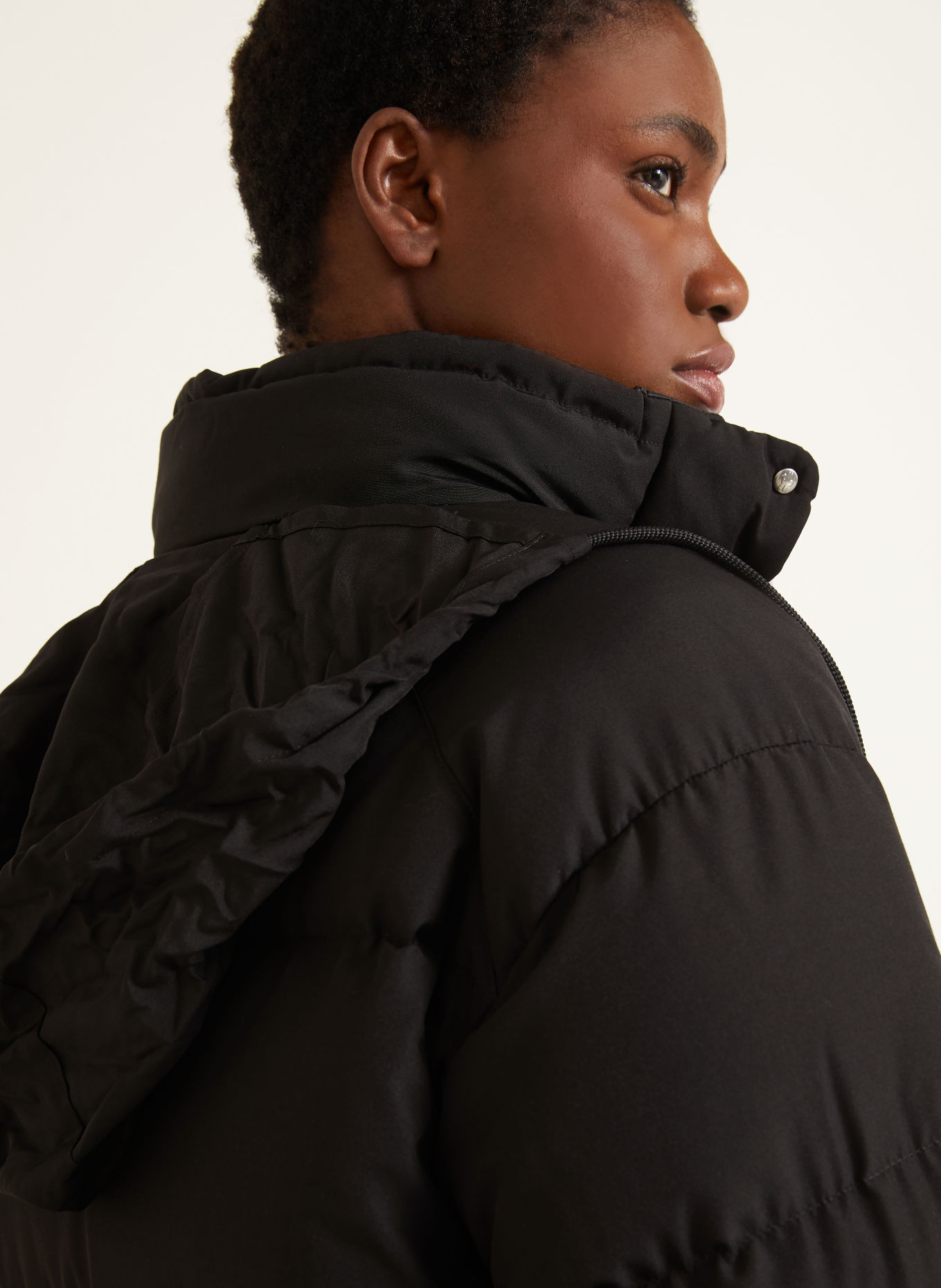 MONCLER VERONE Down Jacket: BLACK