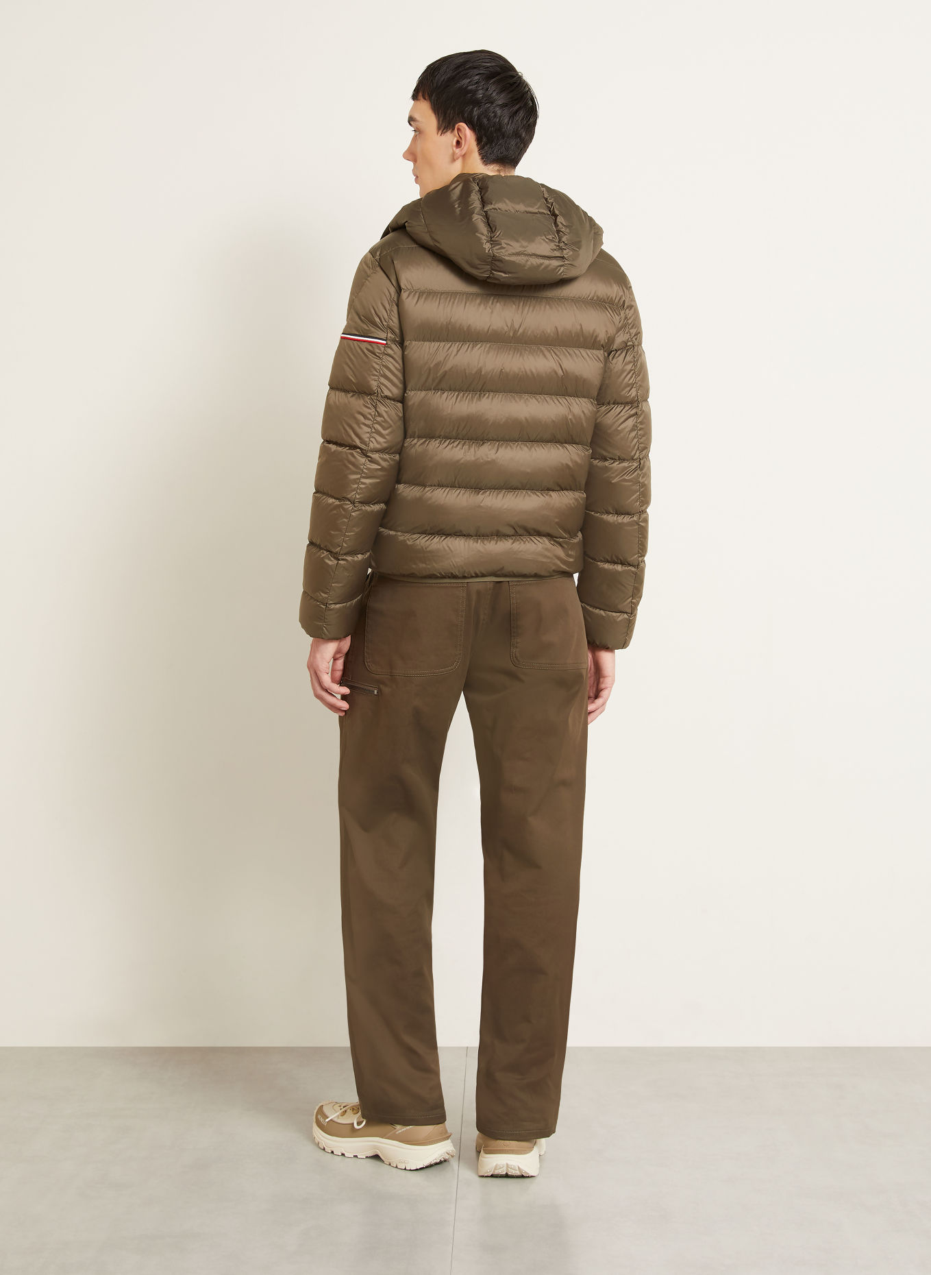 MONCLER RAVENLOCK Lightweight Down Jacket with Detachable Hood: OLIVE