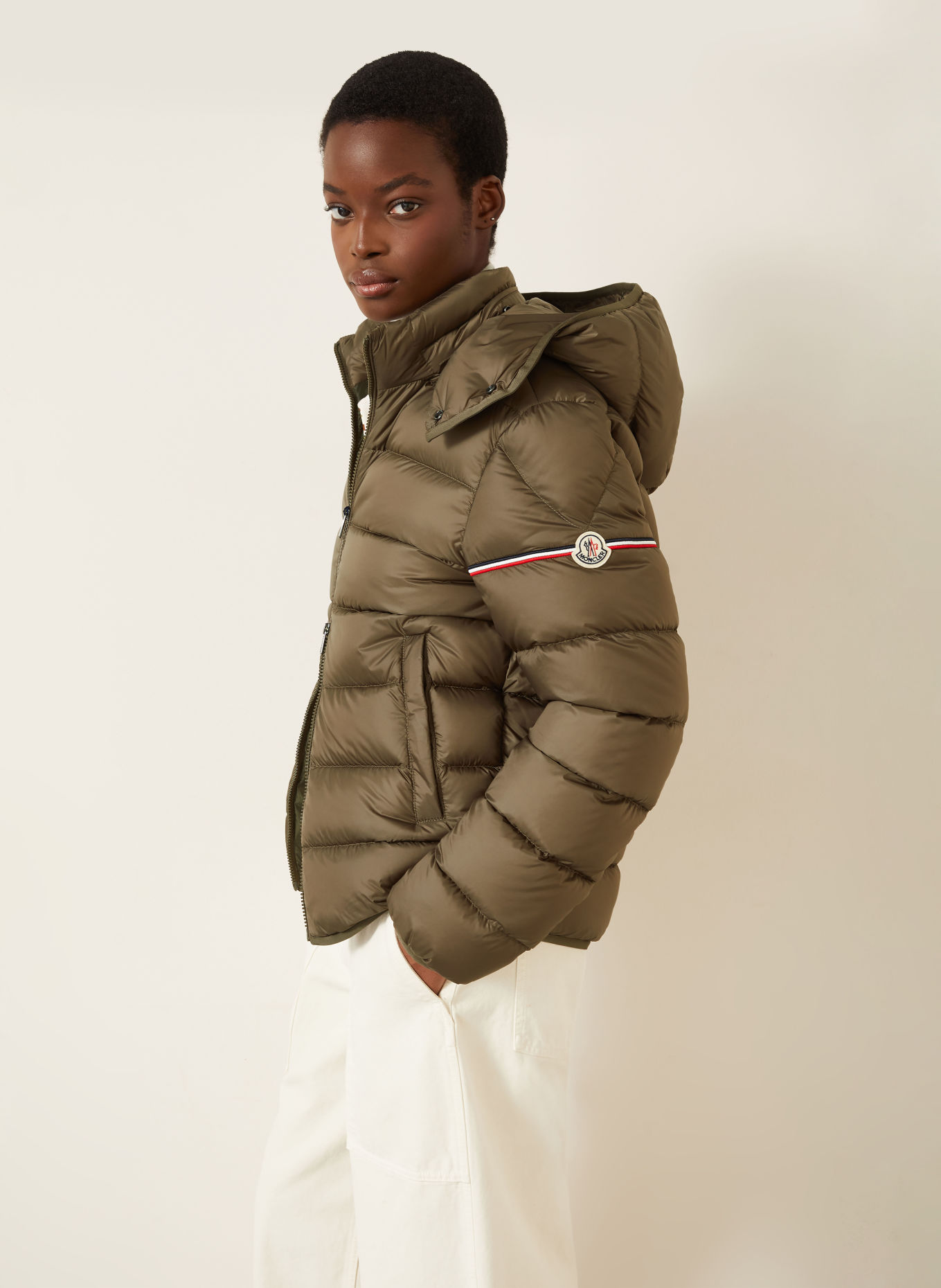 MONCLER Lightweight donsjas RAVENLOCK met afneembare capuchon: OLIJF
