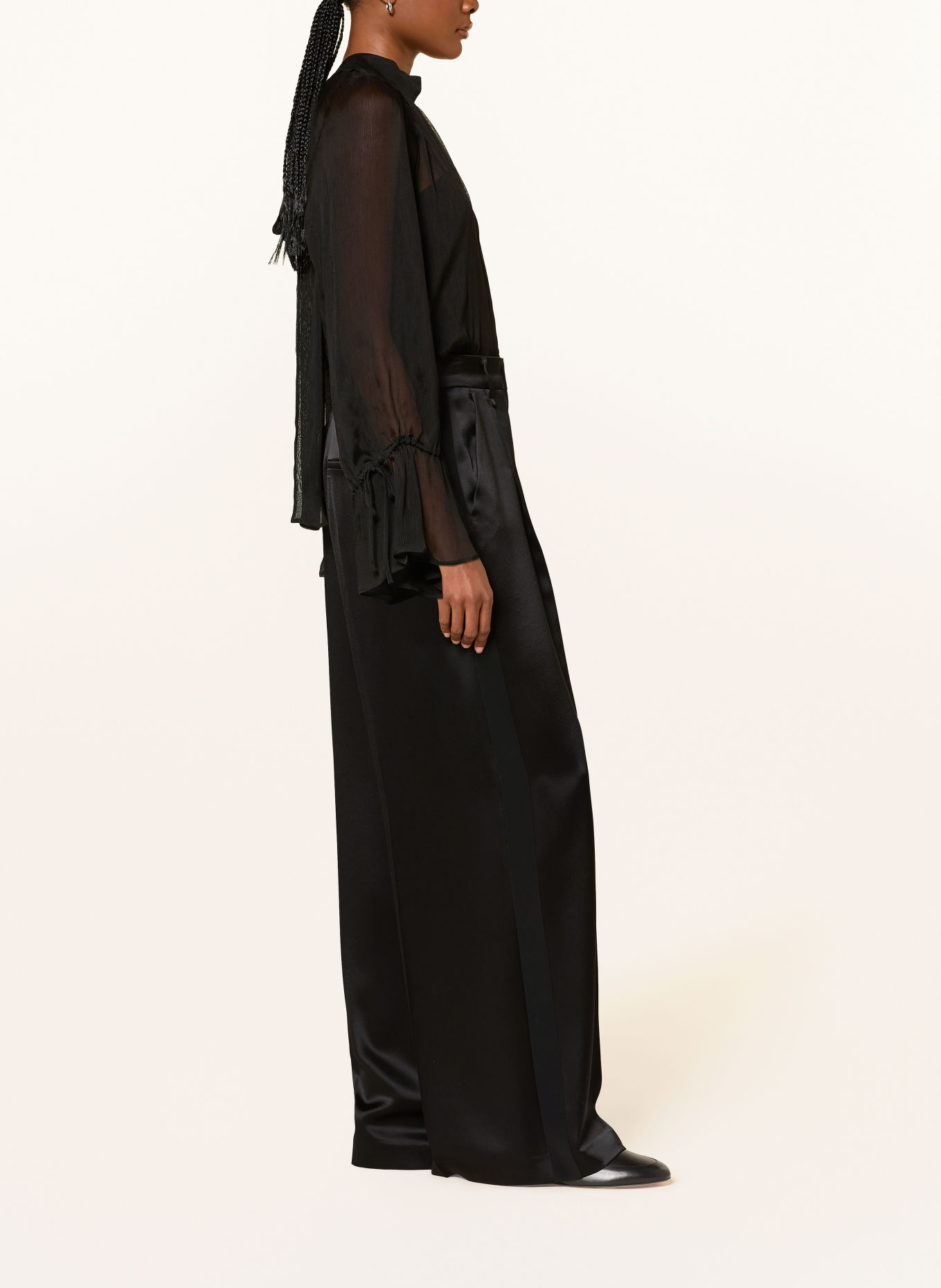 LUISA CERANO Pantalon palazzo en satin avec bandes de galon: NOIR