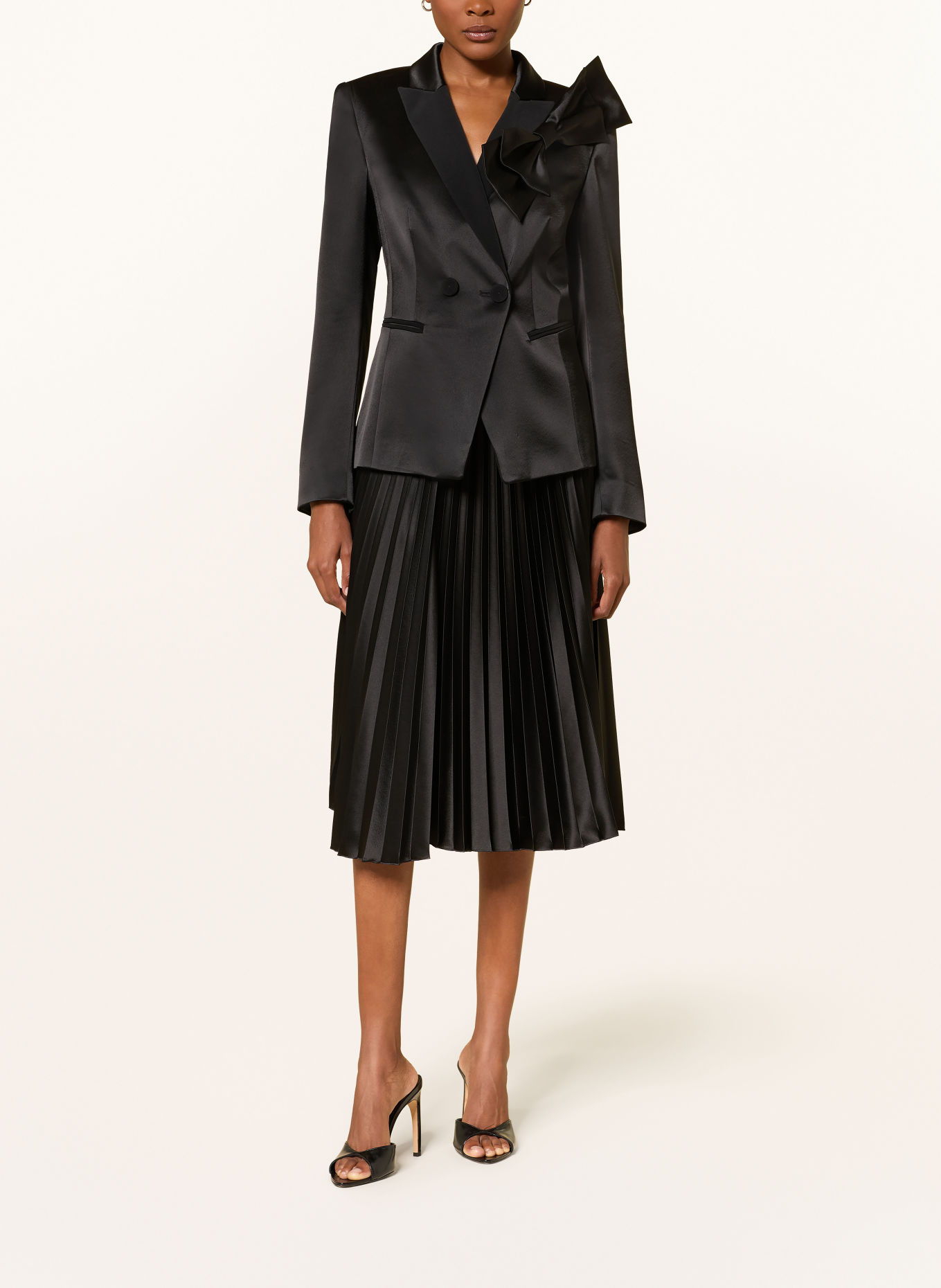 LUISA CERANO Blazer en satin: NOIR