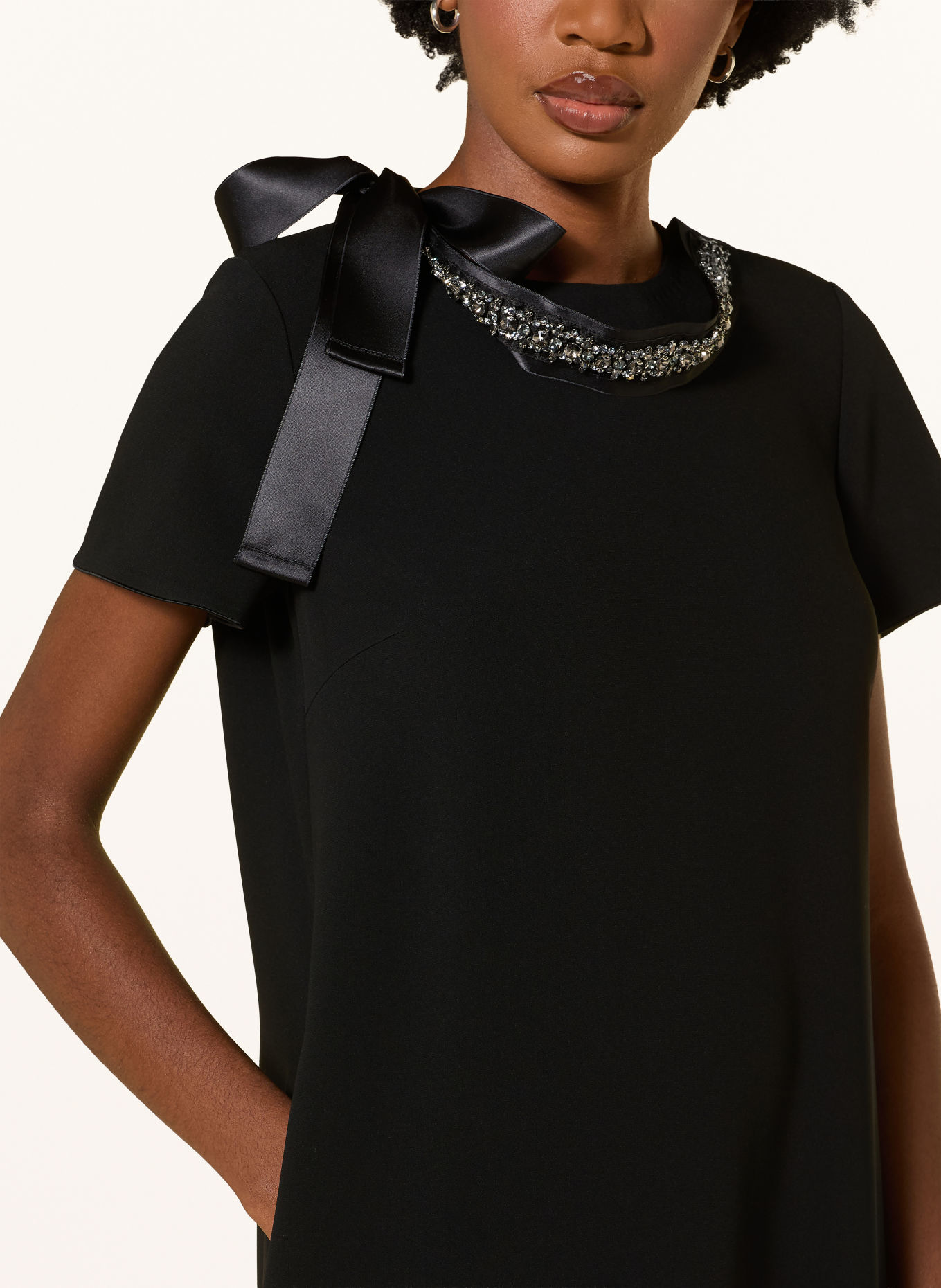 LUISA CERANO Robe de cocktail ornée de strass: NOIR
