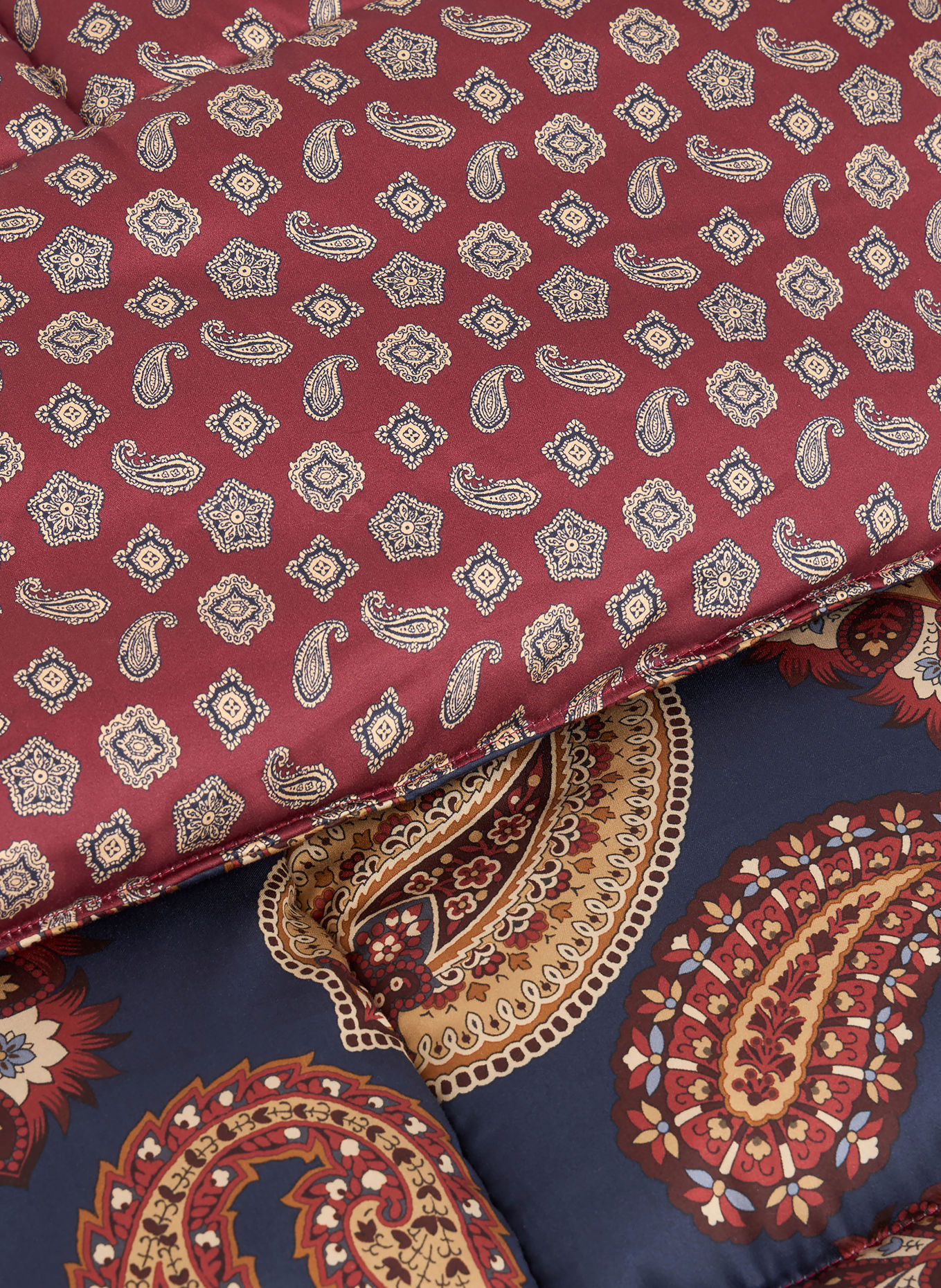 ETRO Home Couvre-lit: BLEU FONCÉ / MARRON CLAIR / ROUGE FONCÉ
