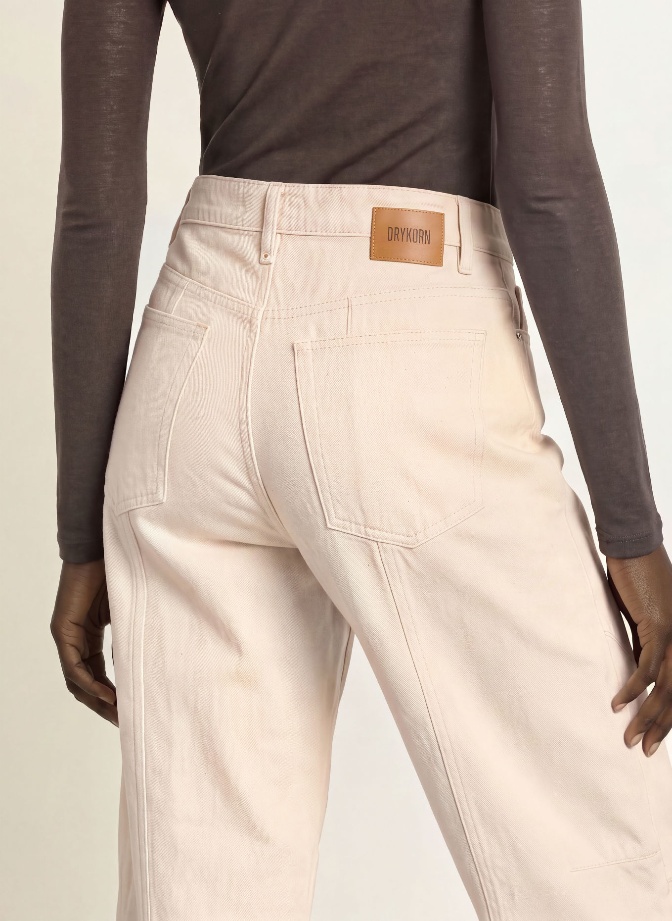 DRYKORN Barrel Jeans SWORE: 9800 PPT