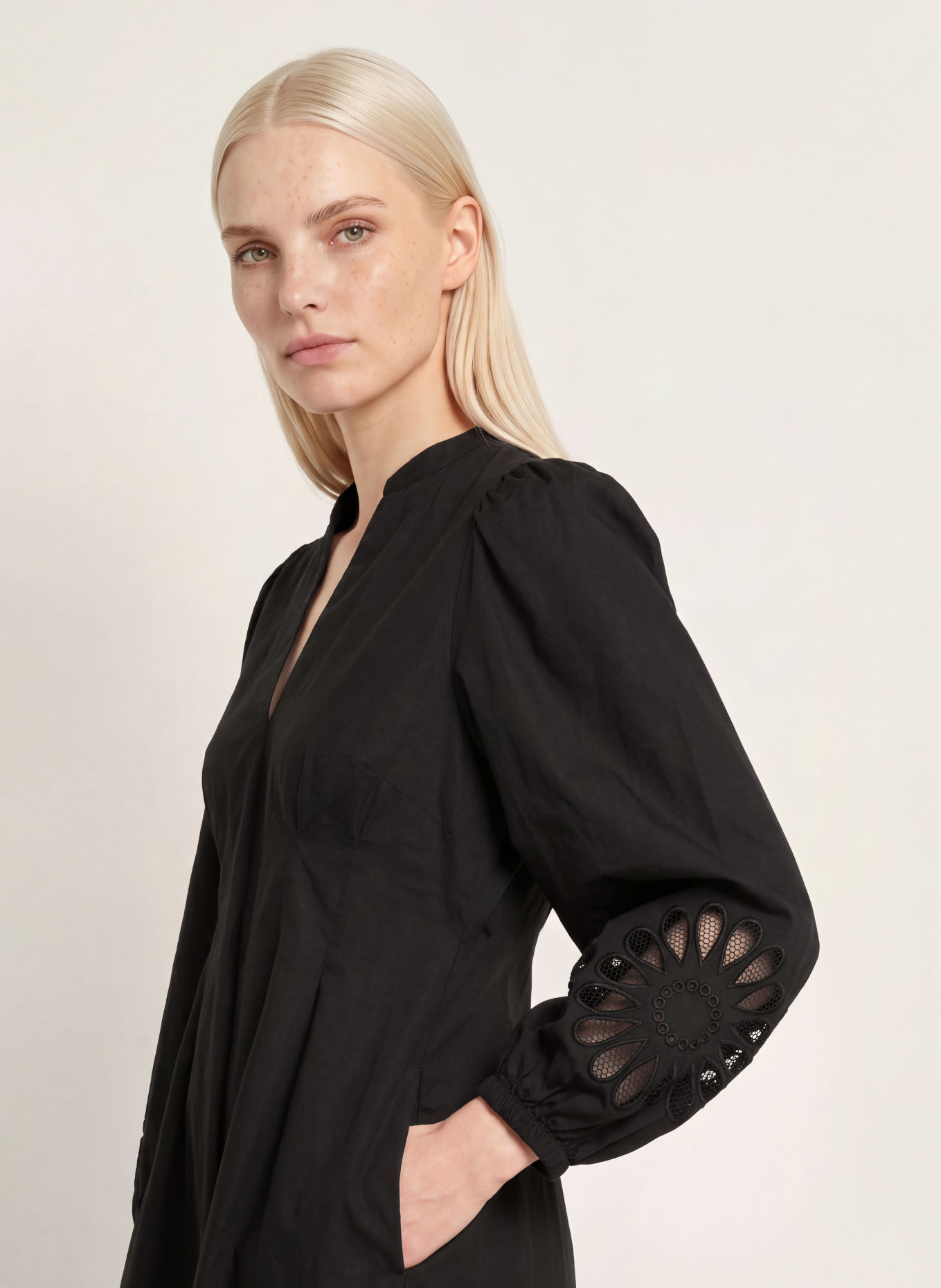 co'couture Robe MELISECC avec dentelle: NOIR
