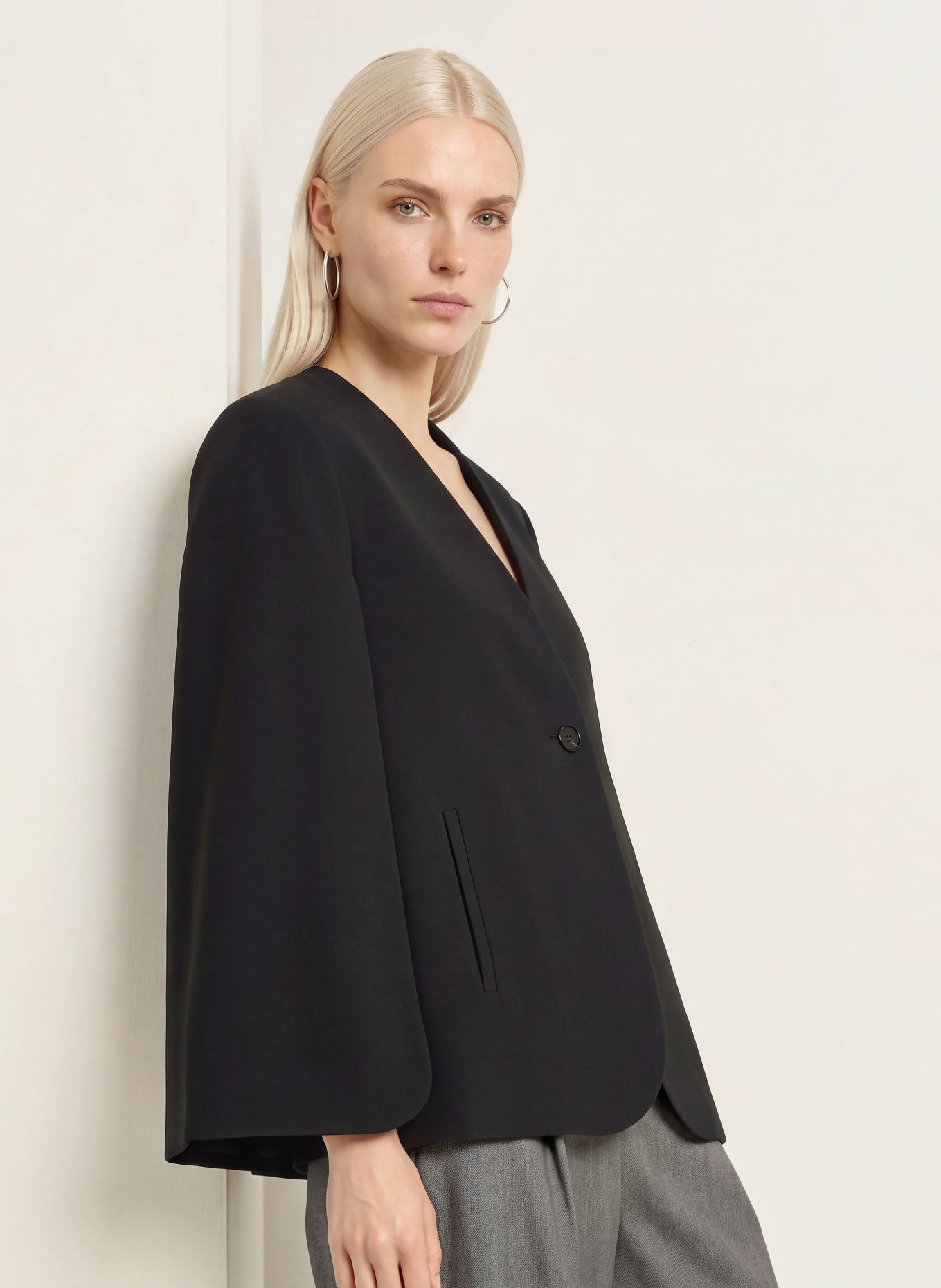 co'couture Cape VOLACC: NOIR