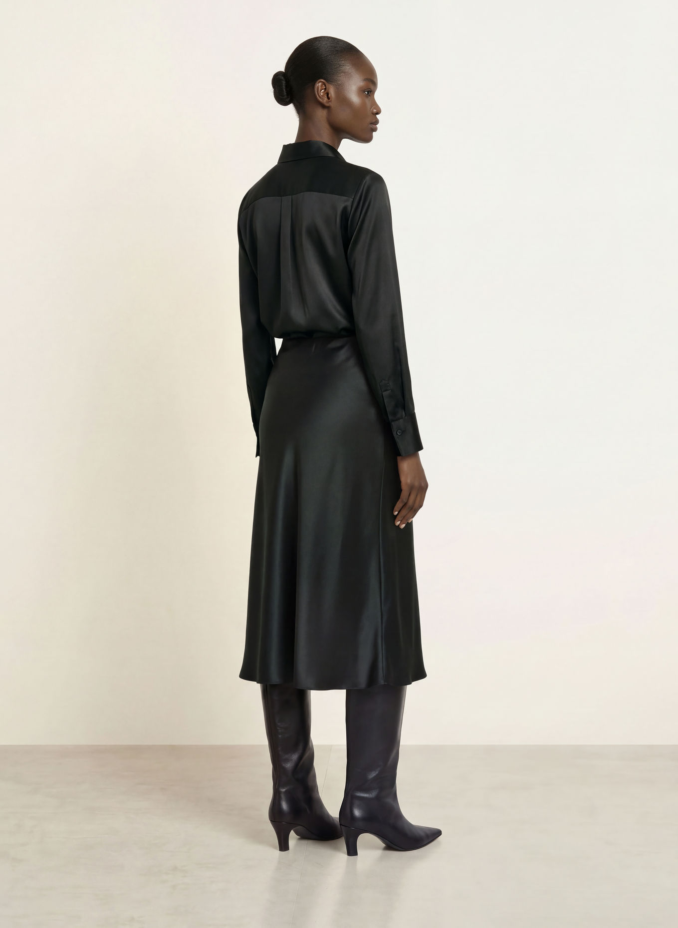 HERZENS RUBY Satin Skirt: BLACK