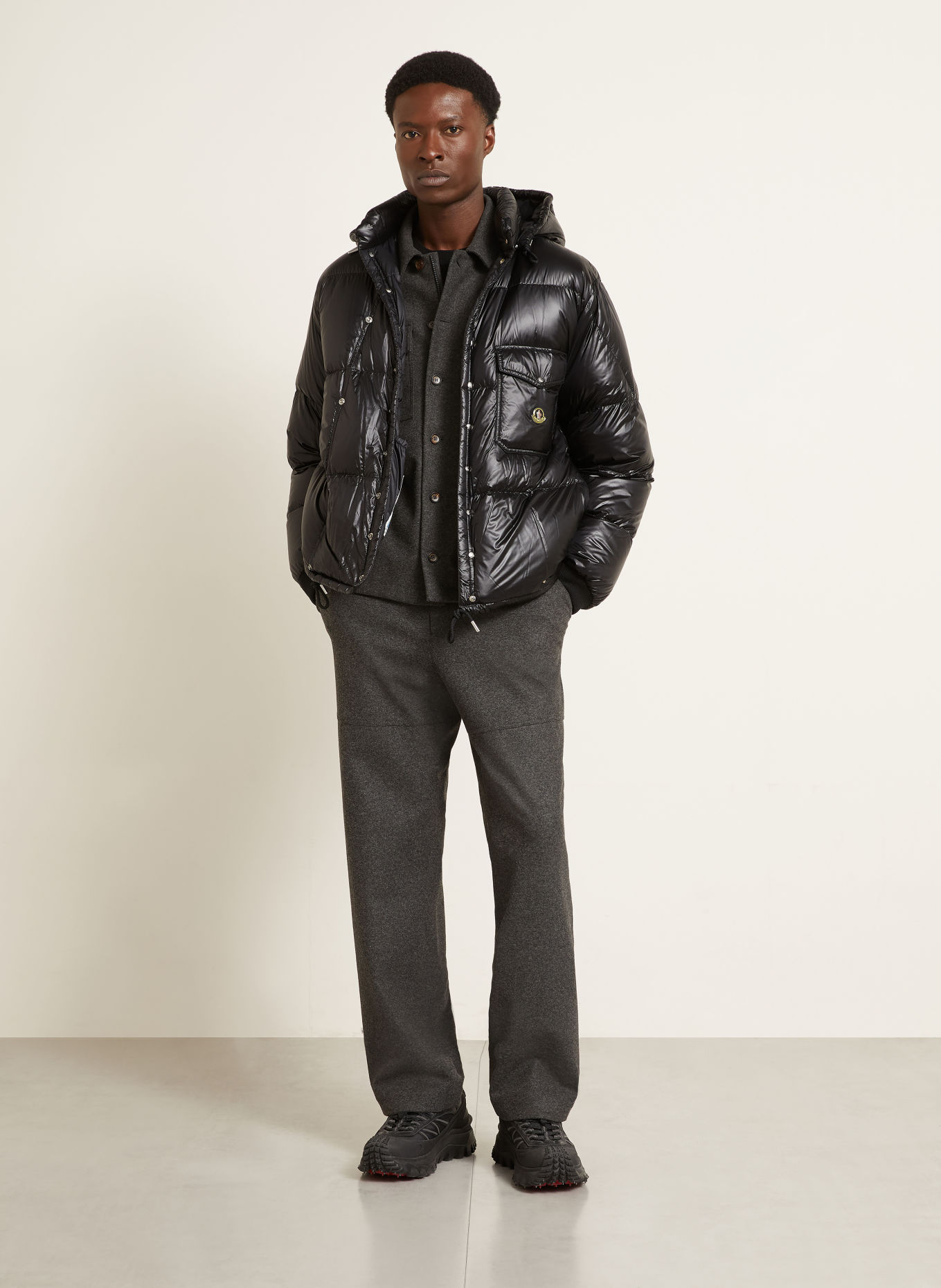 MONCLER Jachetă din puf KARAKORUM cu glugă detașabilă: NEGRU