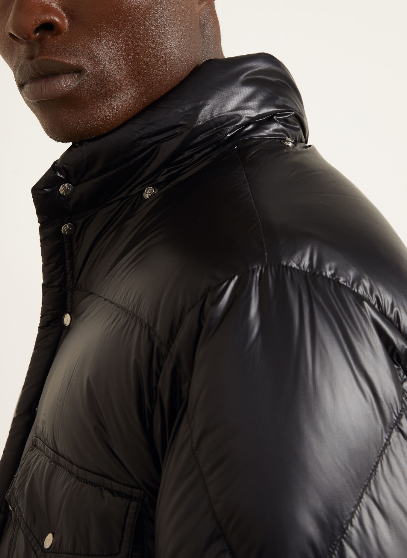 MONCLER Jachetă din puf KARAKORUM cu glugă detașabilă: NEGRU